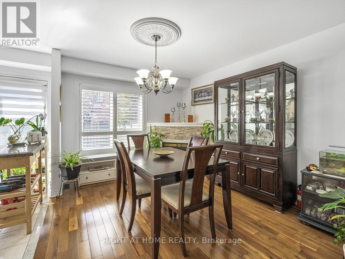 5326 Marblewood Drive, Mississauga, Ontario  L5V 2K8 - Photo 10 - W12130631