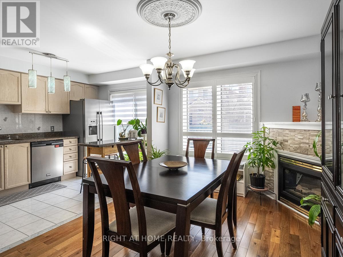 5326 Marblewood Drive, Mississauga, Ontario  L5V 2K8 - Photo 11 - W12130631