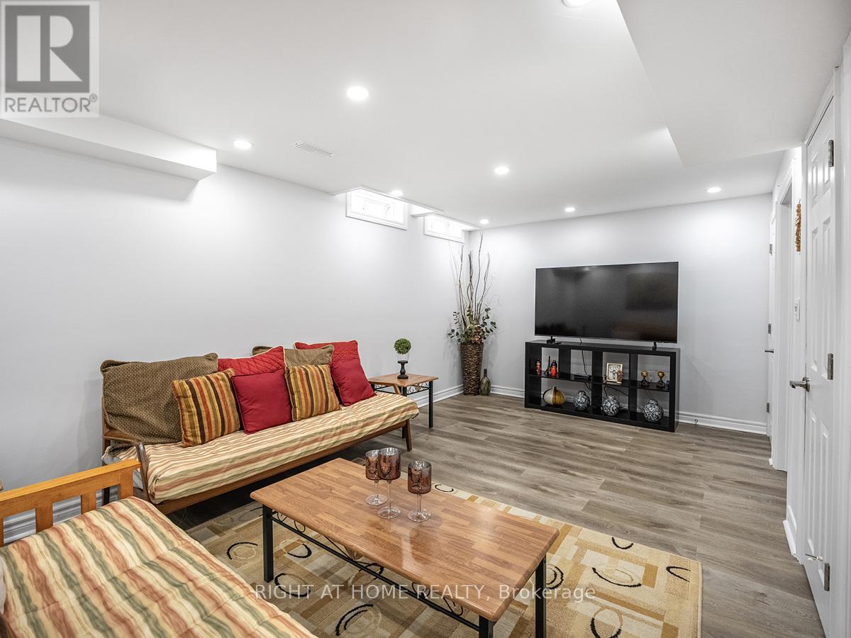 5326 Marblewood Drive, Mississauga, Ontario  L5V 2K8 - Photo 28 - W12130631