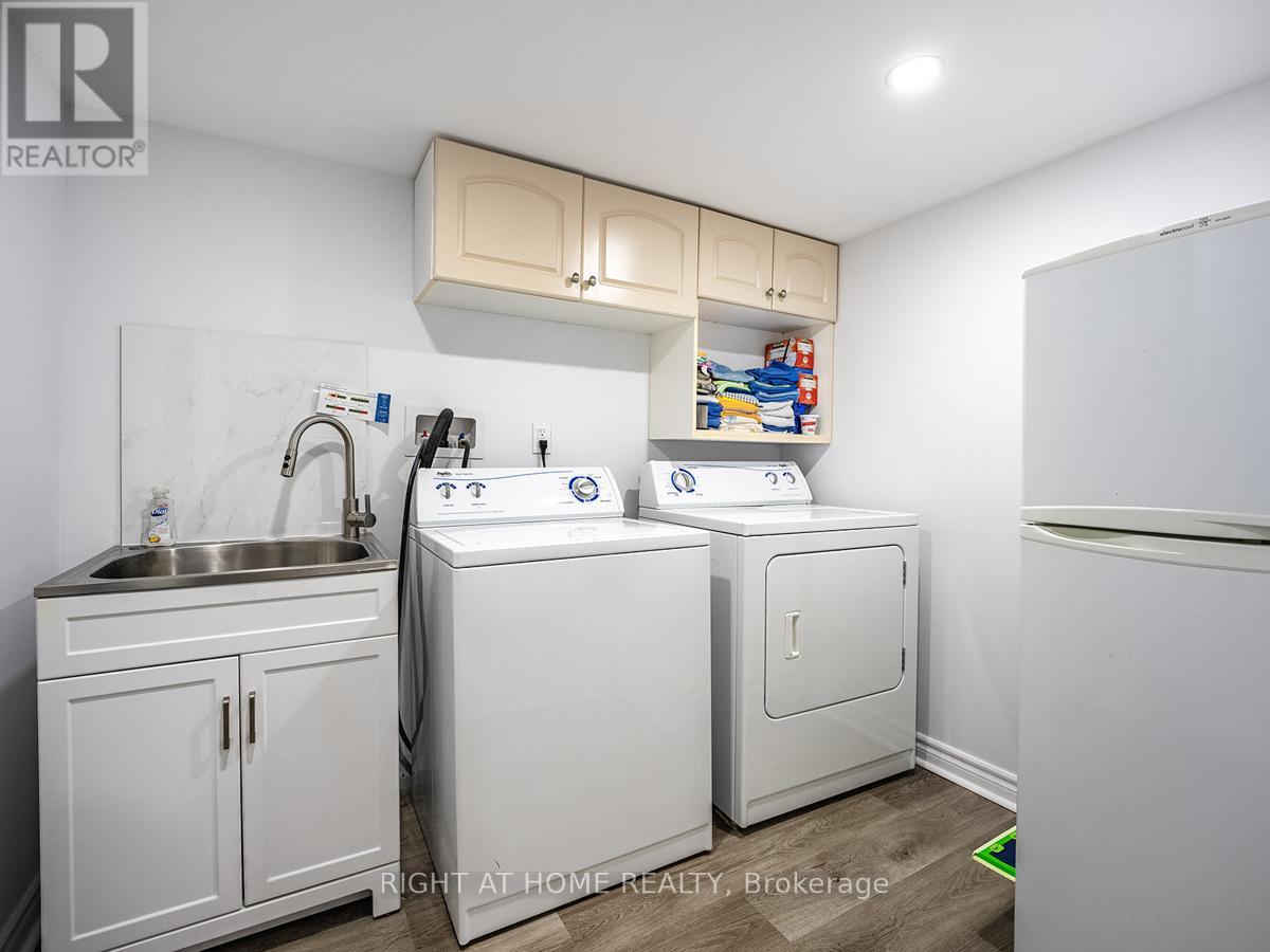 5326 Marblewood Drive, Mississauga, Ontario  L5V 2K8 - Photo 30 - W12130631