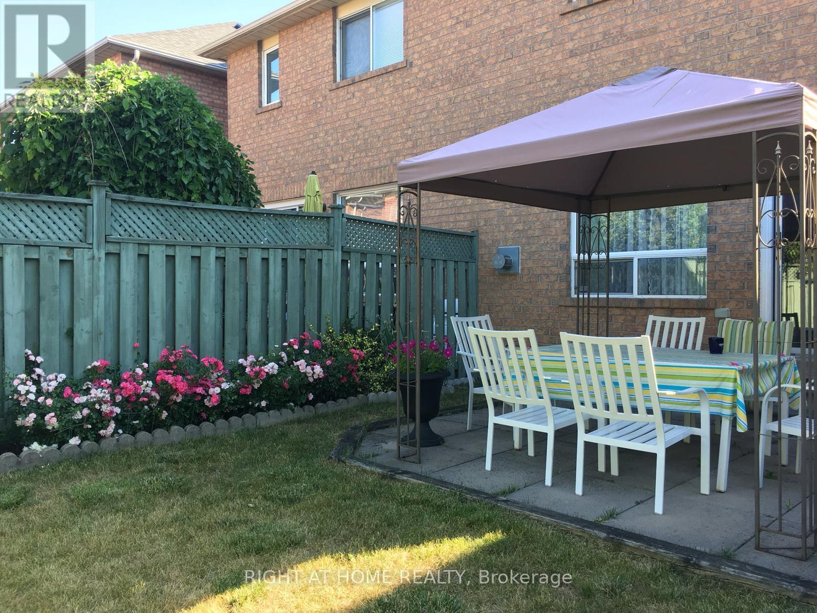 5326 Marblewood Drive, Mississauga, Ontario  L5V 2K8 - Photo 35 - W12130631