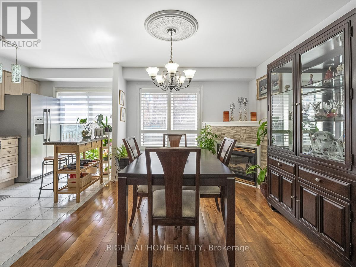 5326 Marblewood Drive, Mississauga, Ontario  L5V 2K8 - Photo 9 - W12130631