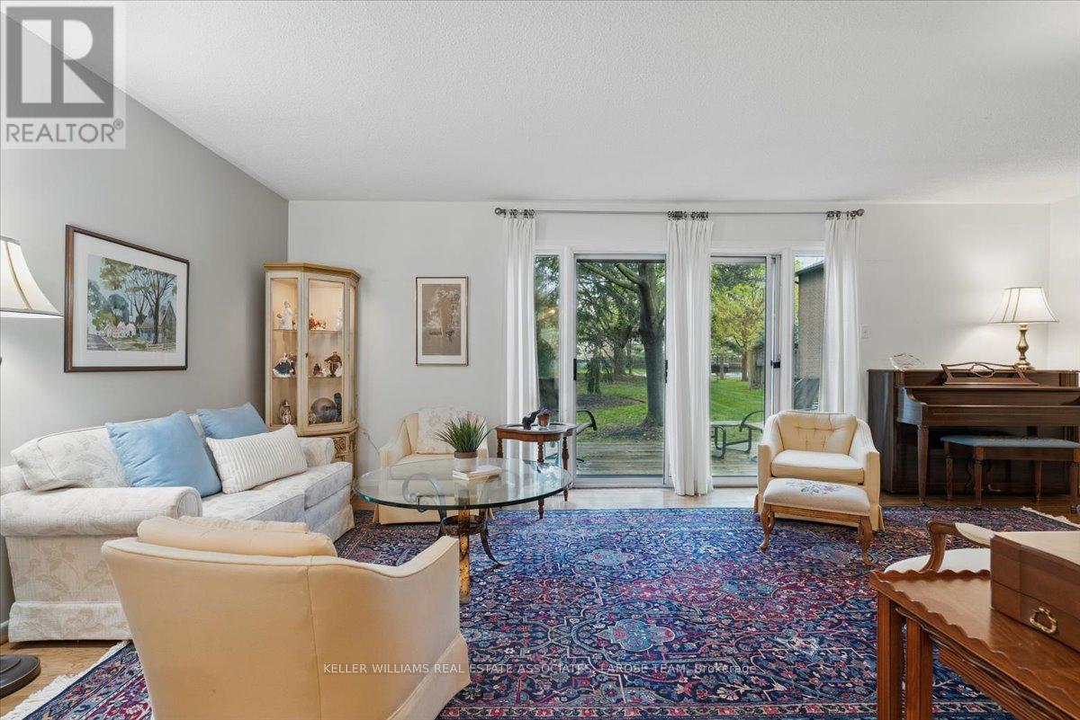 Property at 16 - 1393 ROYAL YORK ROAD image 3