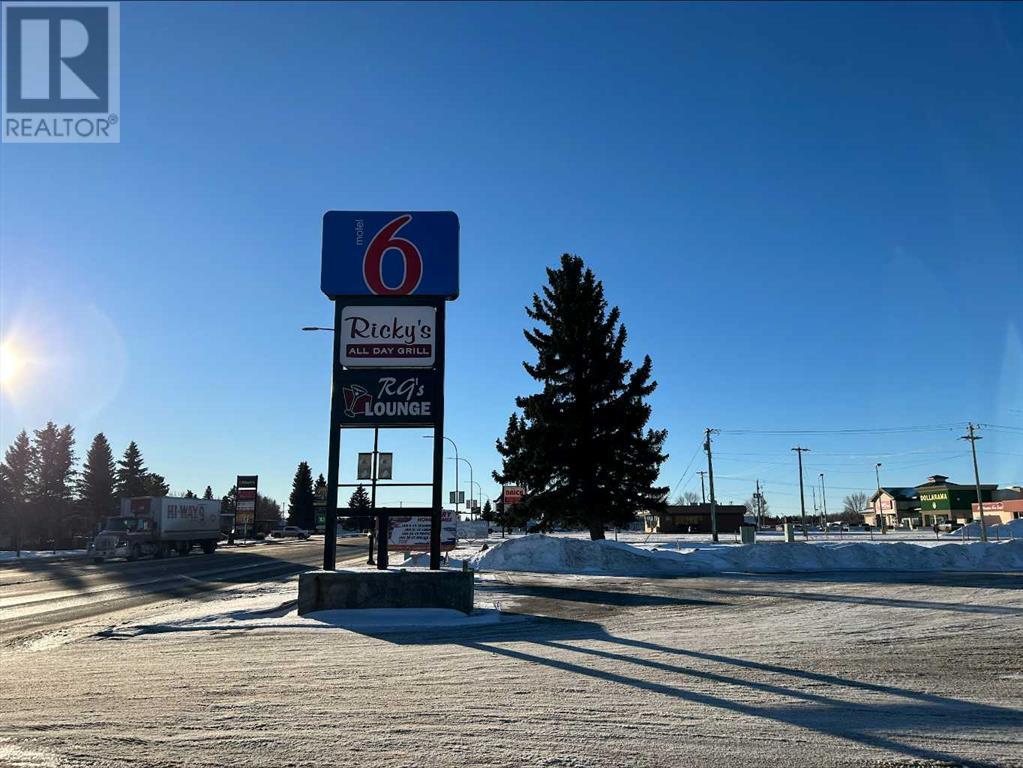 1119 2 Street W, Brooks, Alberta  T1R 0N9 - Photo 3 - A2186868