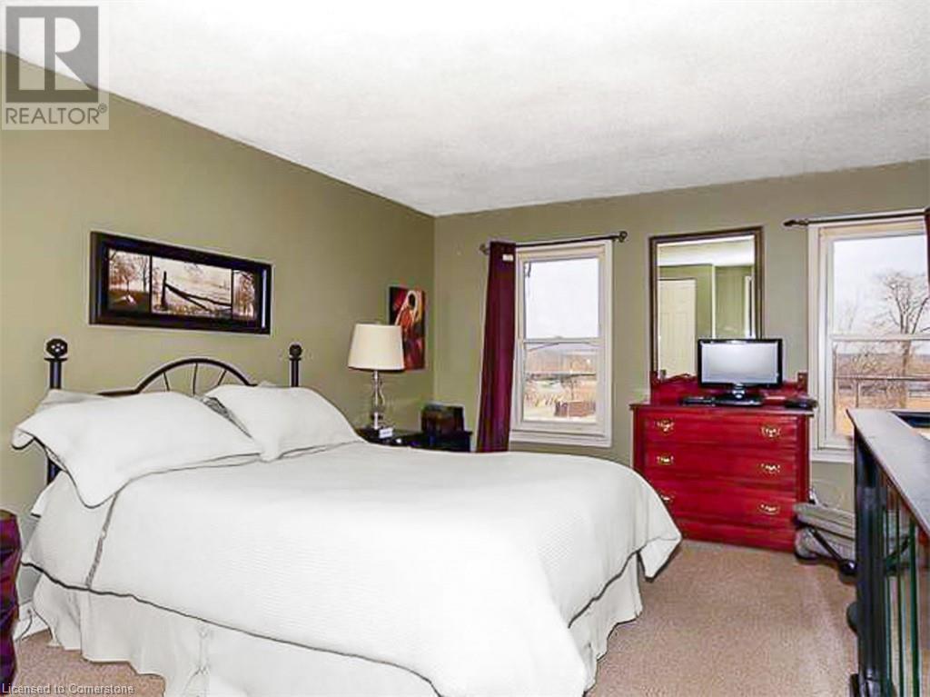 Property at 187 BARTON Street W image 5