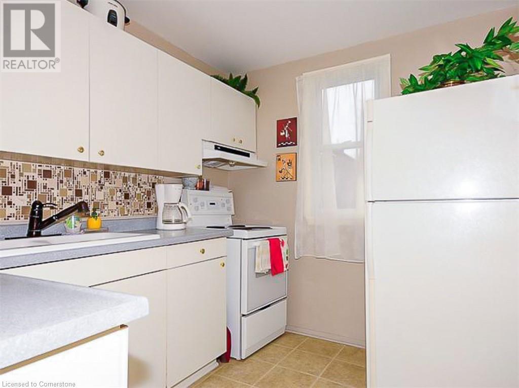 Property at 187 BARTON Street W image 4