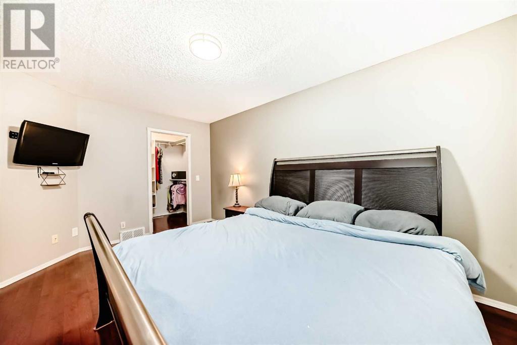 10 Westfall Crescent, Okotoks, Alberta  T1S 1V6 - Photo 16 - A2198542
