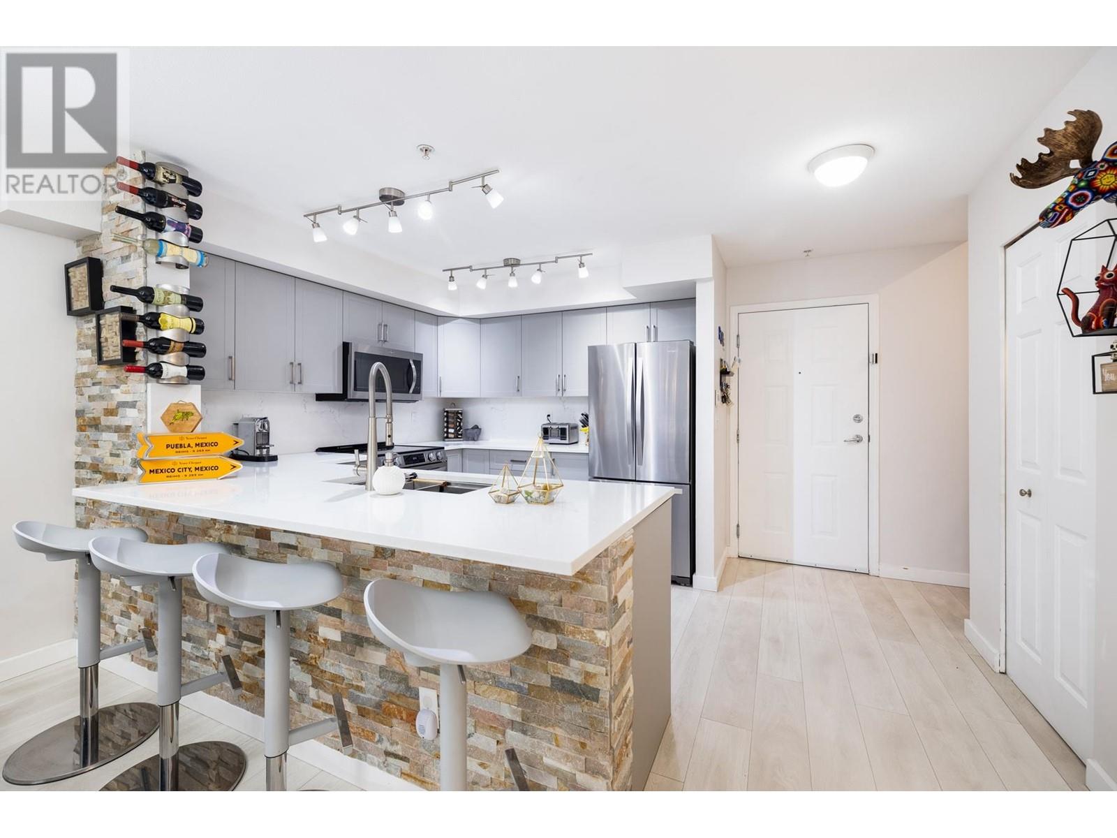 109 345 Lonsdale Avenue, North Vancouver, British Columbia  V7M 3M9 - Photo 6 - R2998202