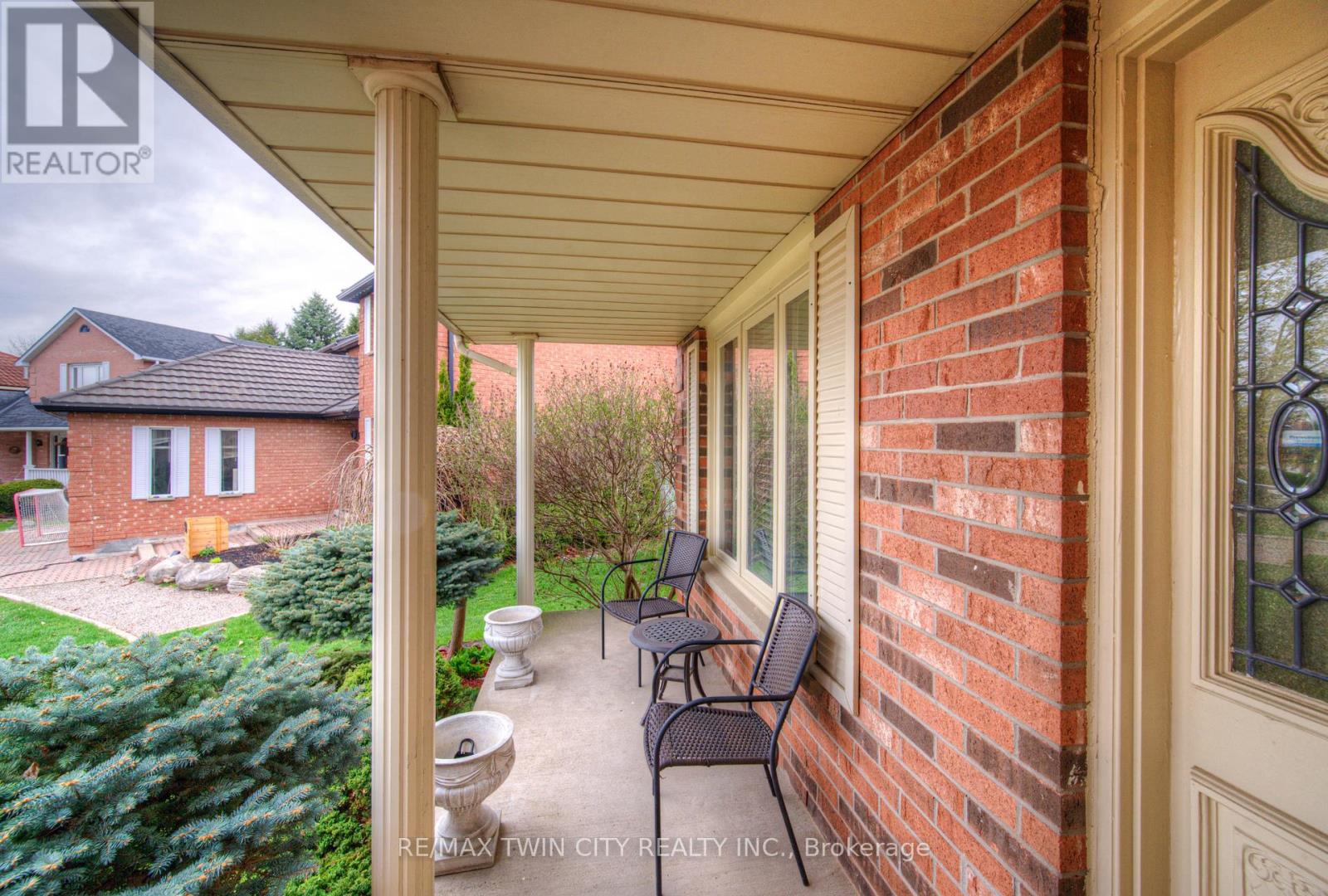 Property at 102 WALLACE DRIVE image 3