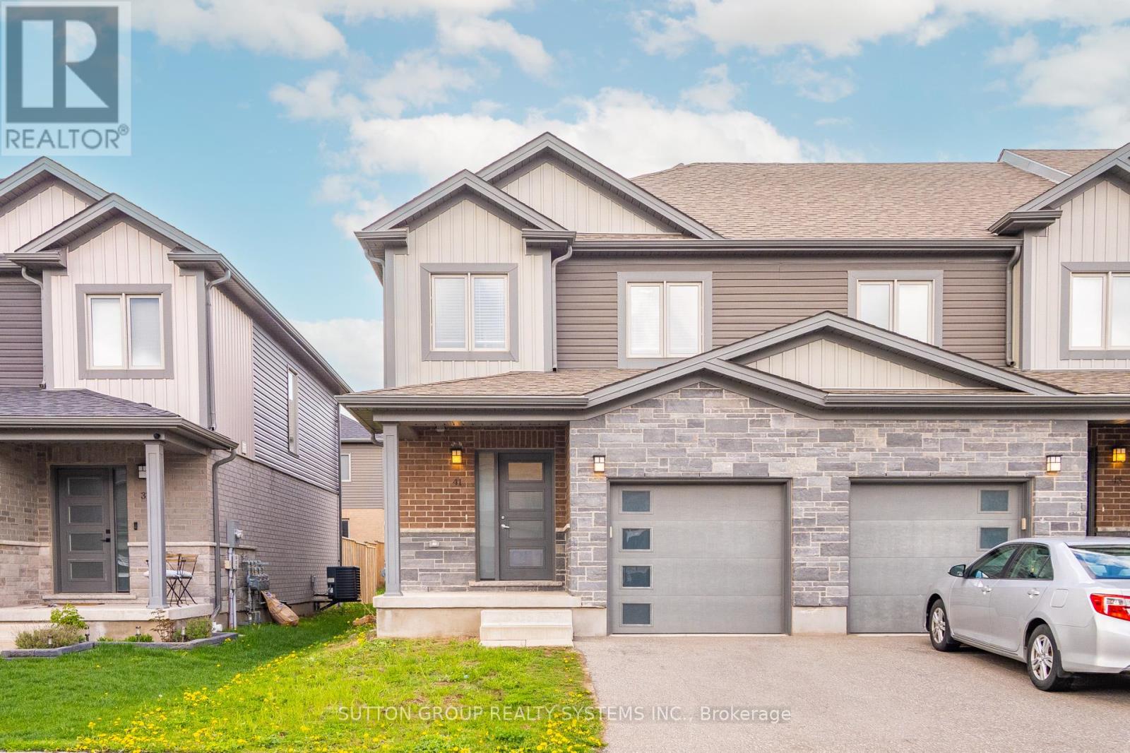 Property at 41 NIESON STREET S image 1