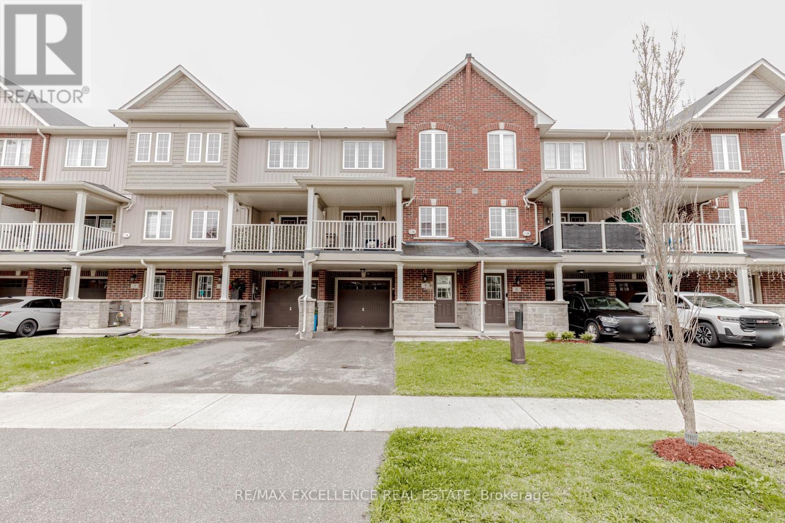 9 HISCOTT DRIVE, hamilton (waterdown), Ontario