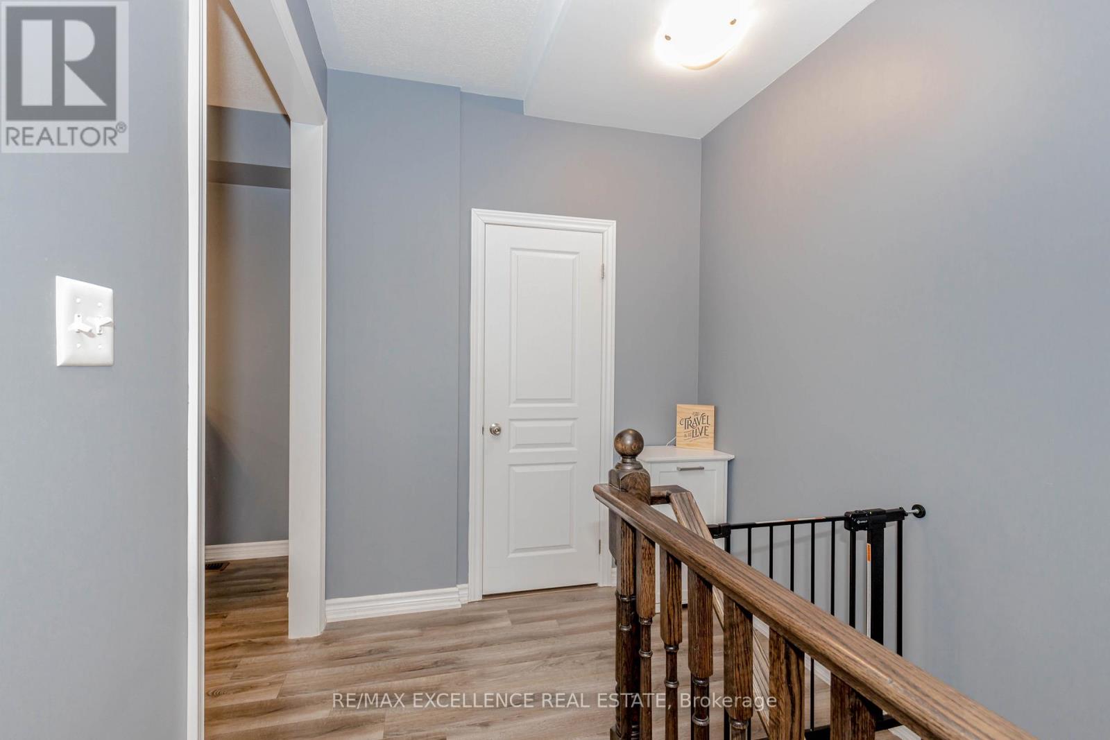 9 Hiscott Drive, Hamilton, Ontario  L8B 0A2 - Photo 13 - X12130543