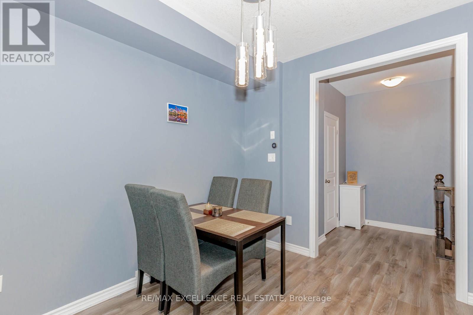 9 Hiscott Drive, Hamilton, Ontario  L8B 0A2 - Photo 16 - X12130543