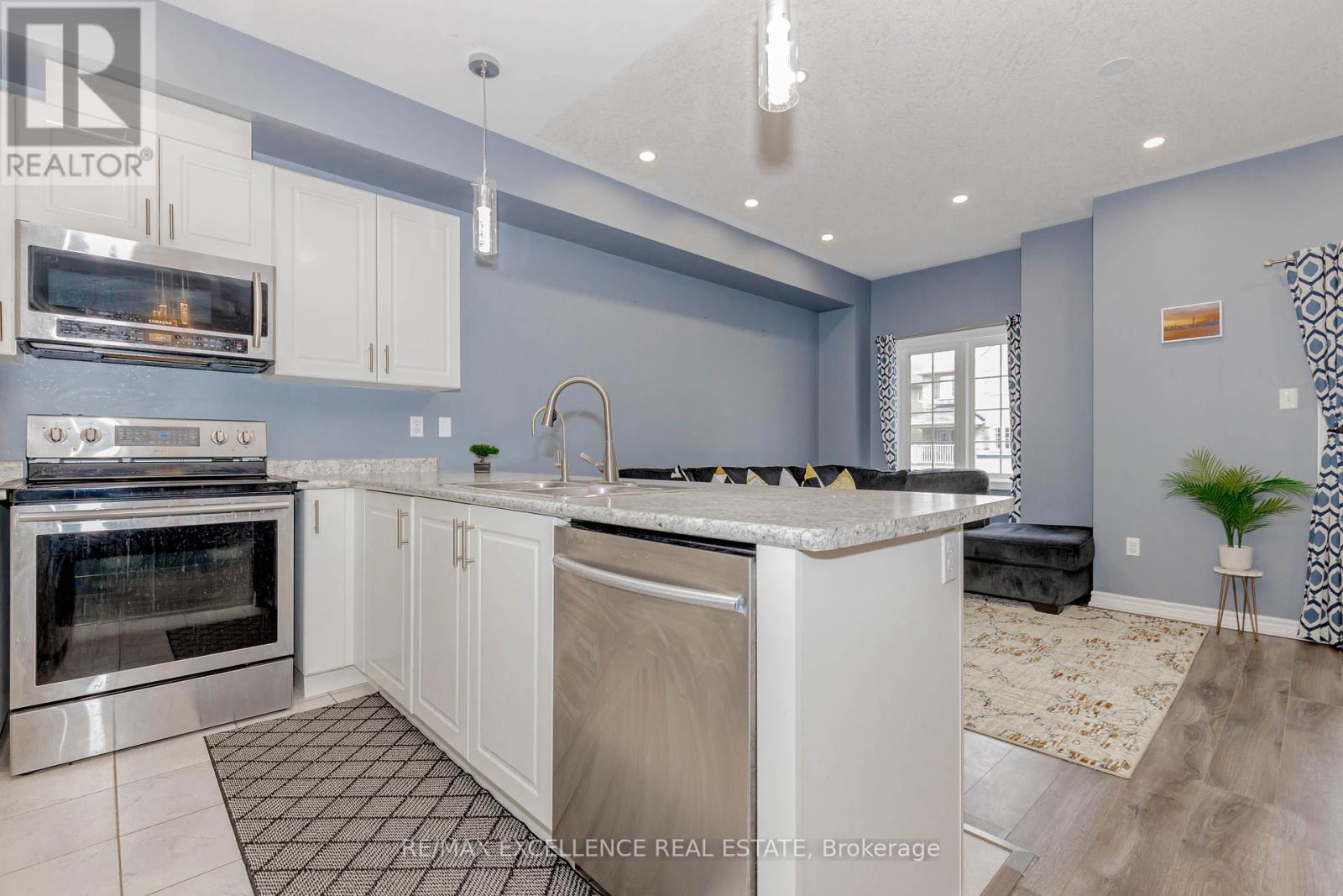 9 Hiscott Drive, Hamilton, Ontario  L8B 0A2 - Photo 25 - X12130543