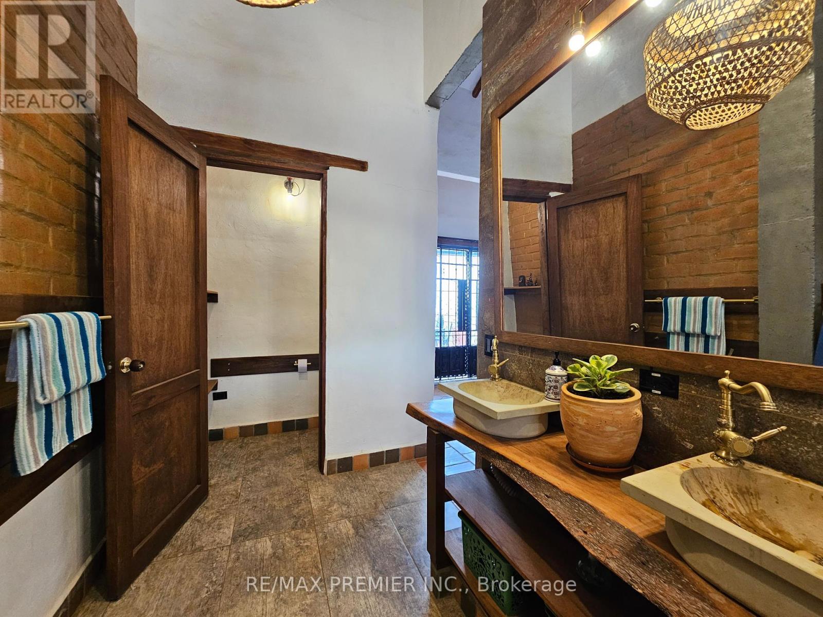 Parcelacio St Bernardo #9 - Barichara Colombia, Km 2 Vereda El Llano Pathway, Colombia, Ontario    - Photo 25 - X12128887