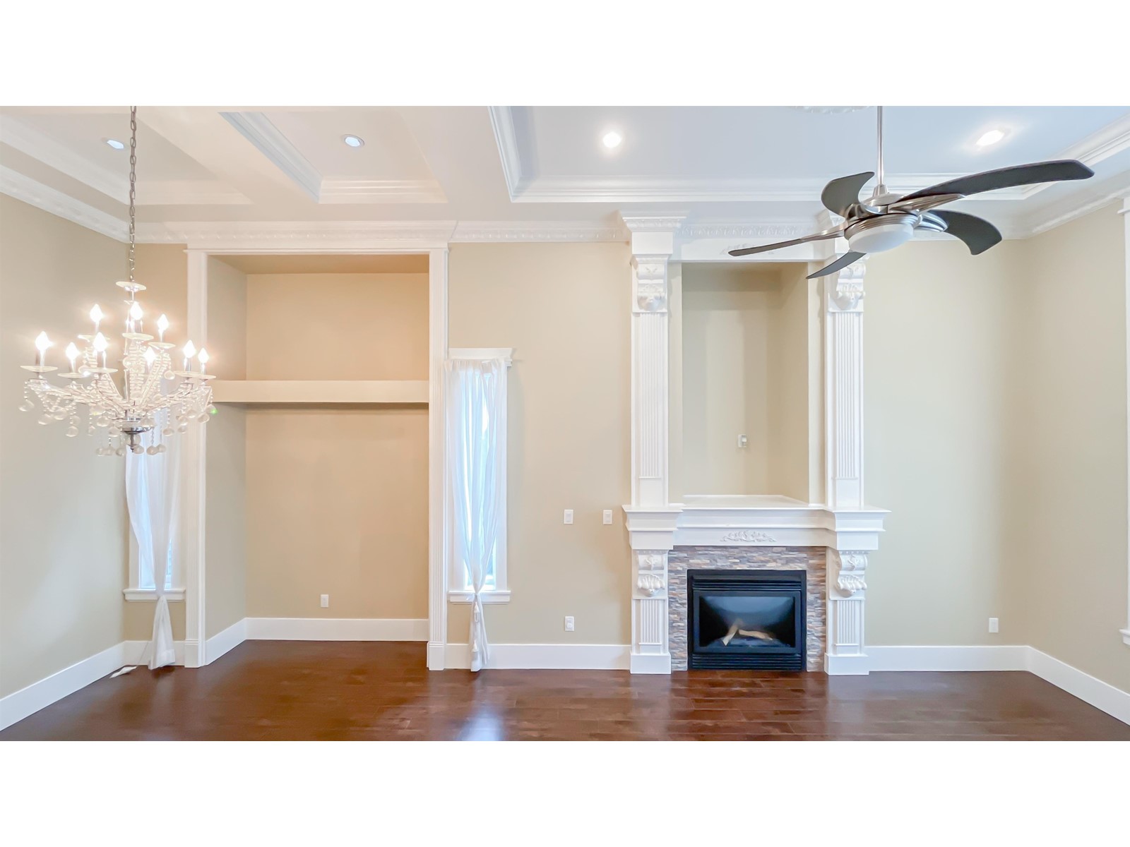 14059 91 Avenue, Surrey, British Columbia  V3V 1E6 - Photo 4 - R2999619