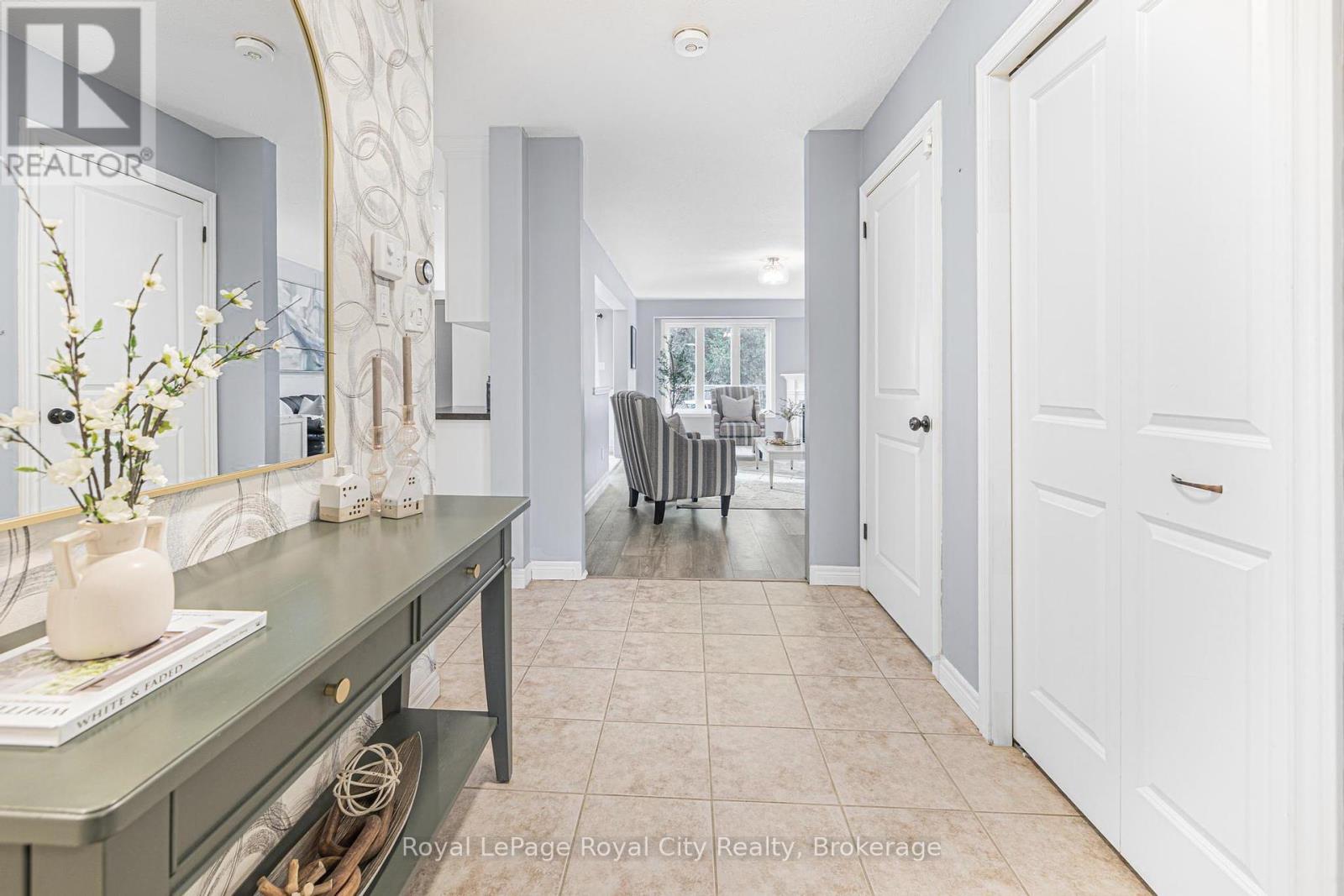 38 Marshall Drive, Guelph, Ontario  N1E 0K7 - Photo 4 - X12118431