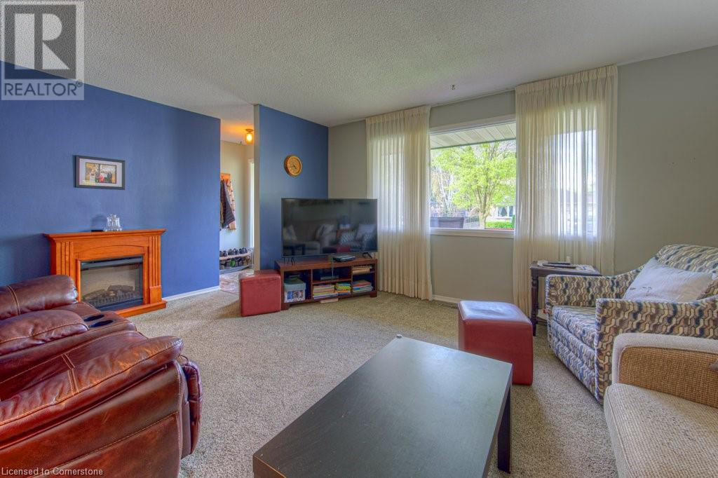 354 Lee Circle, Waterloo, Ontario  N2K 2L9 - Photo 10 - 40725467