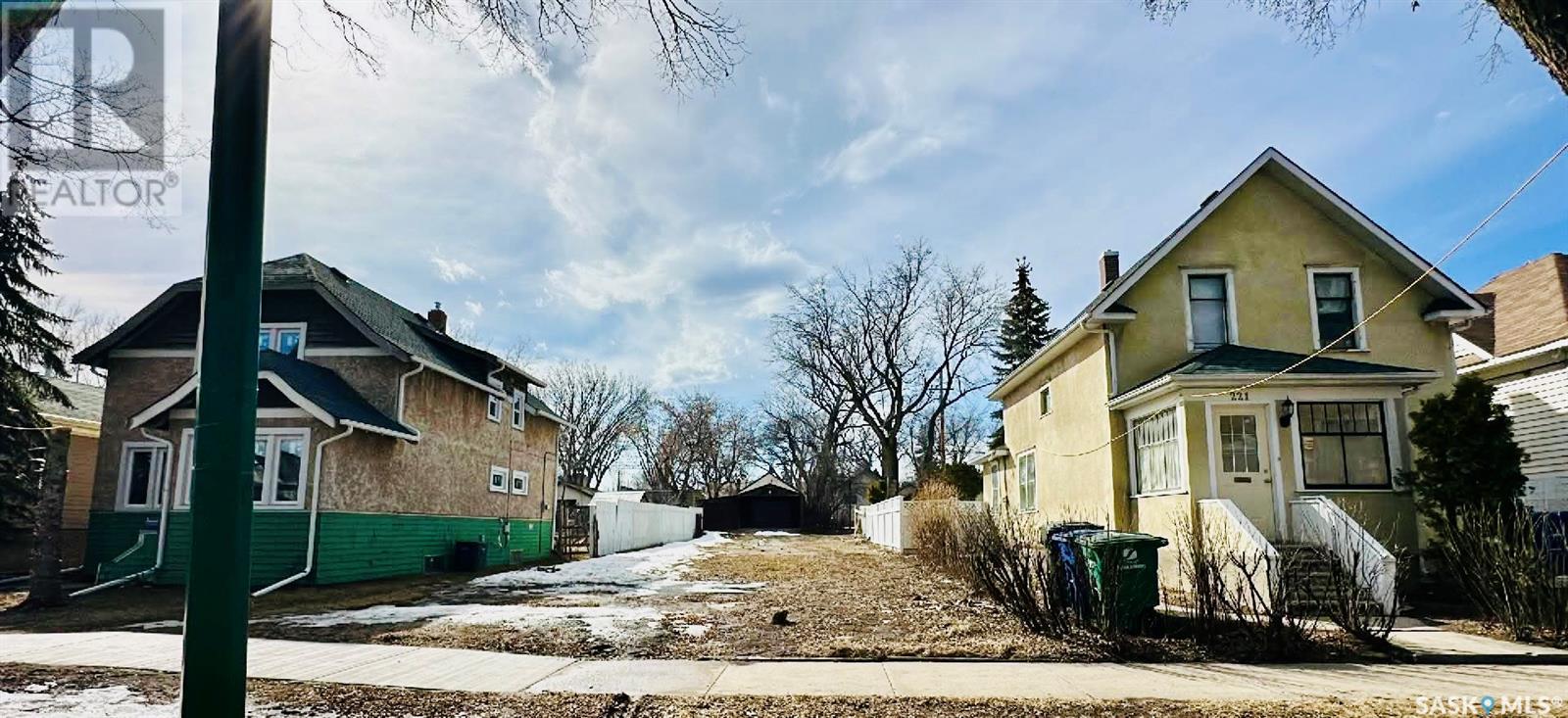 Property at 217 E AVENUE N image