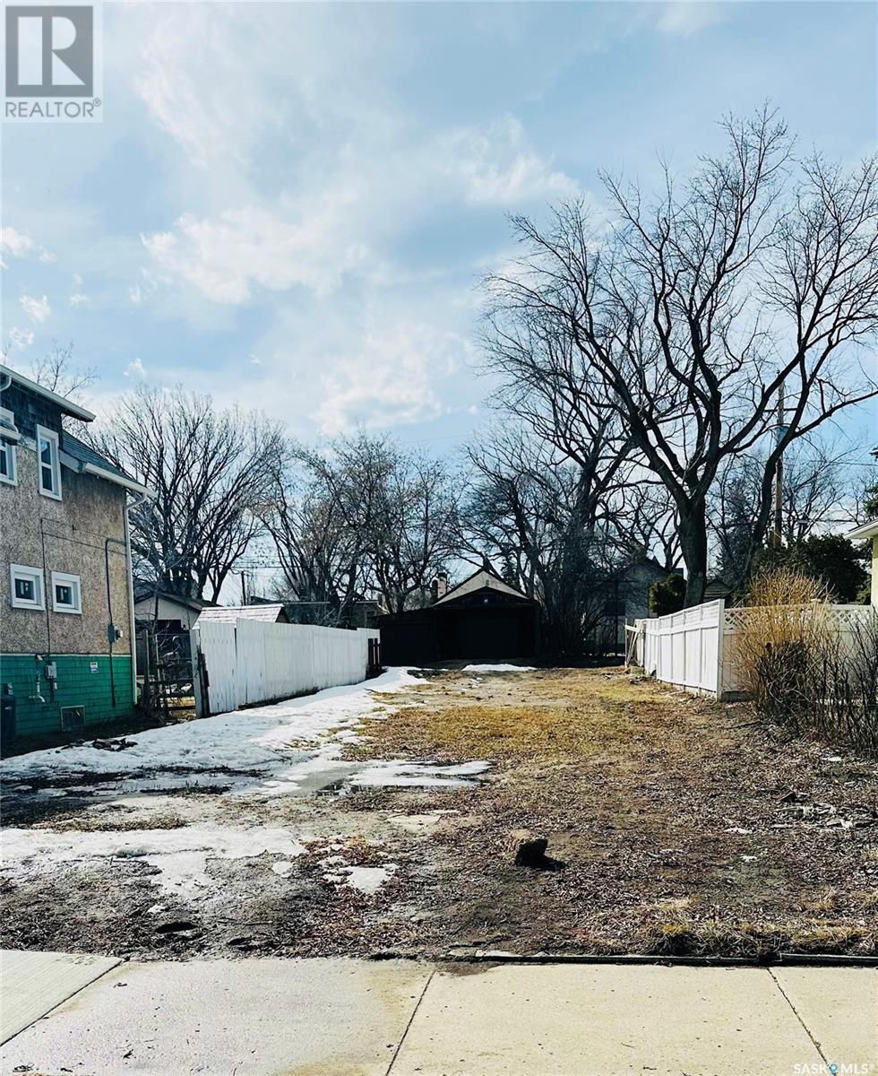 Property at 217 E AVENUE N image