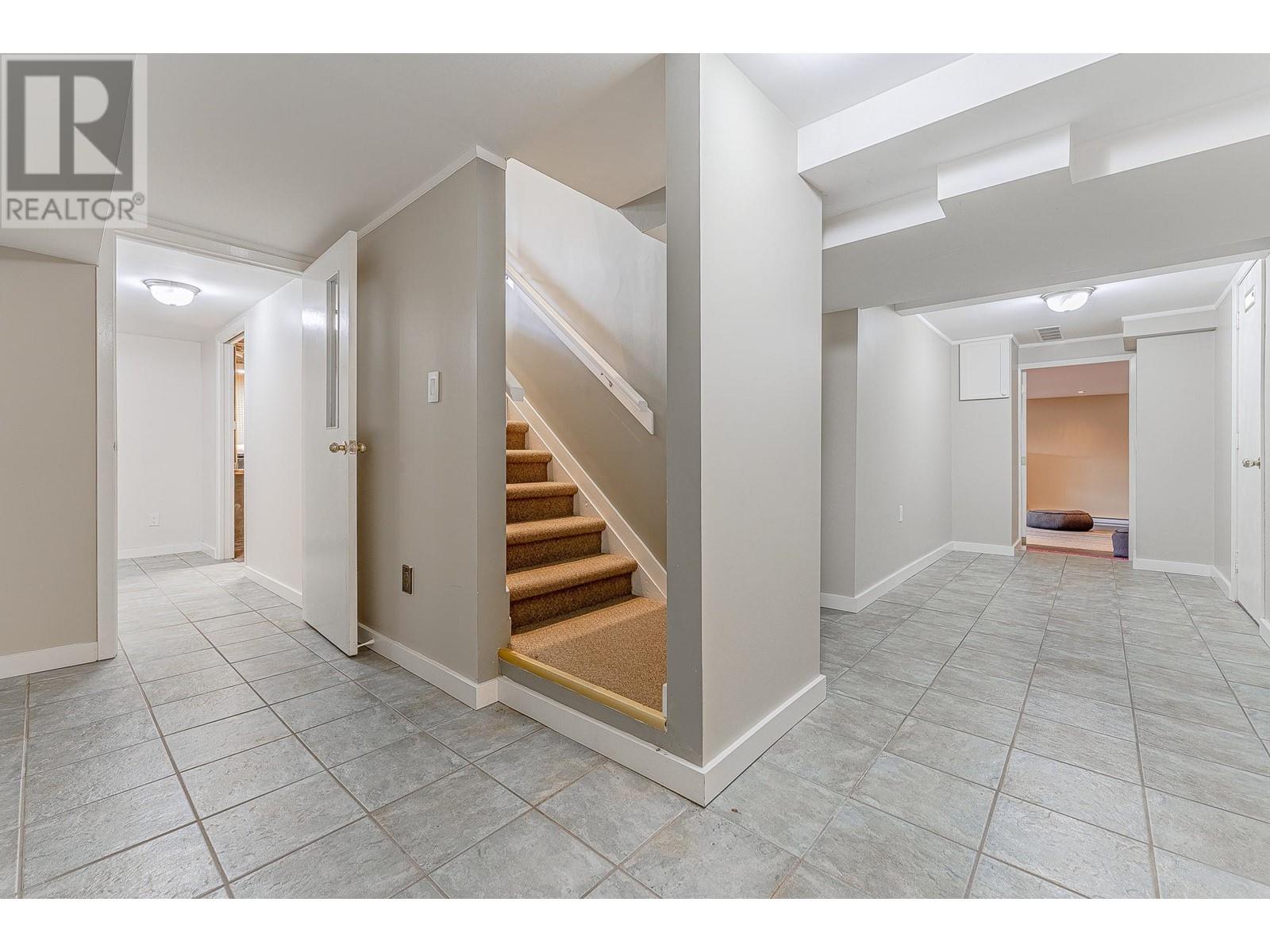 Property at 3029 Spruce Drive image 3