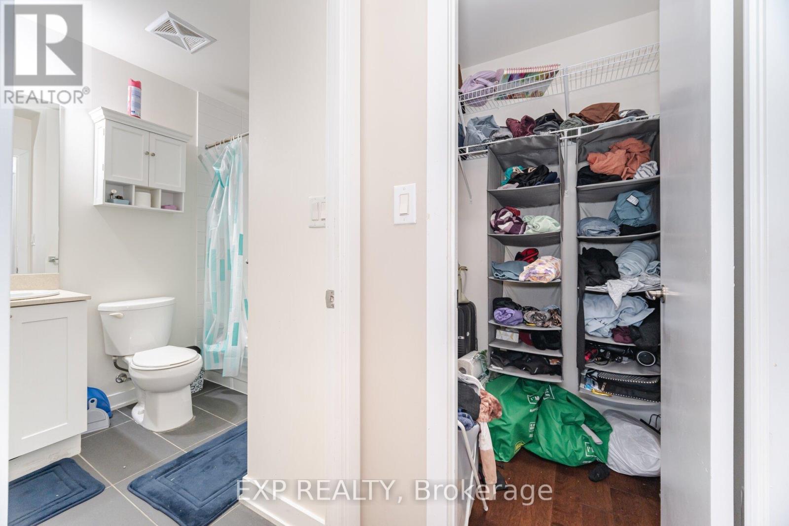 4209 - 4070 Confederation Parkway, Mississauga, Ontario  L5B 0E9 - Photo 11 - W12062480