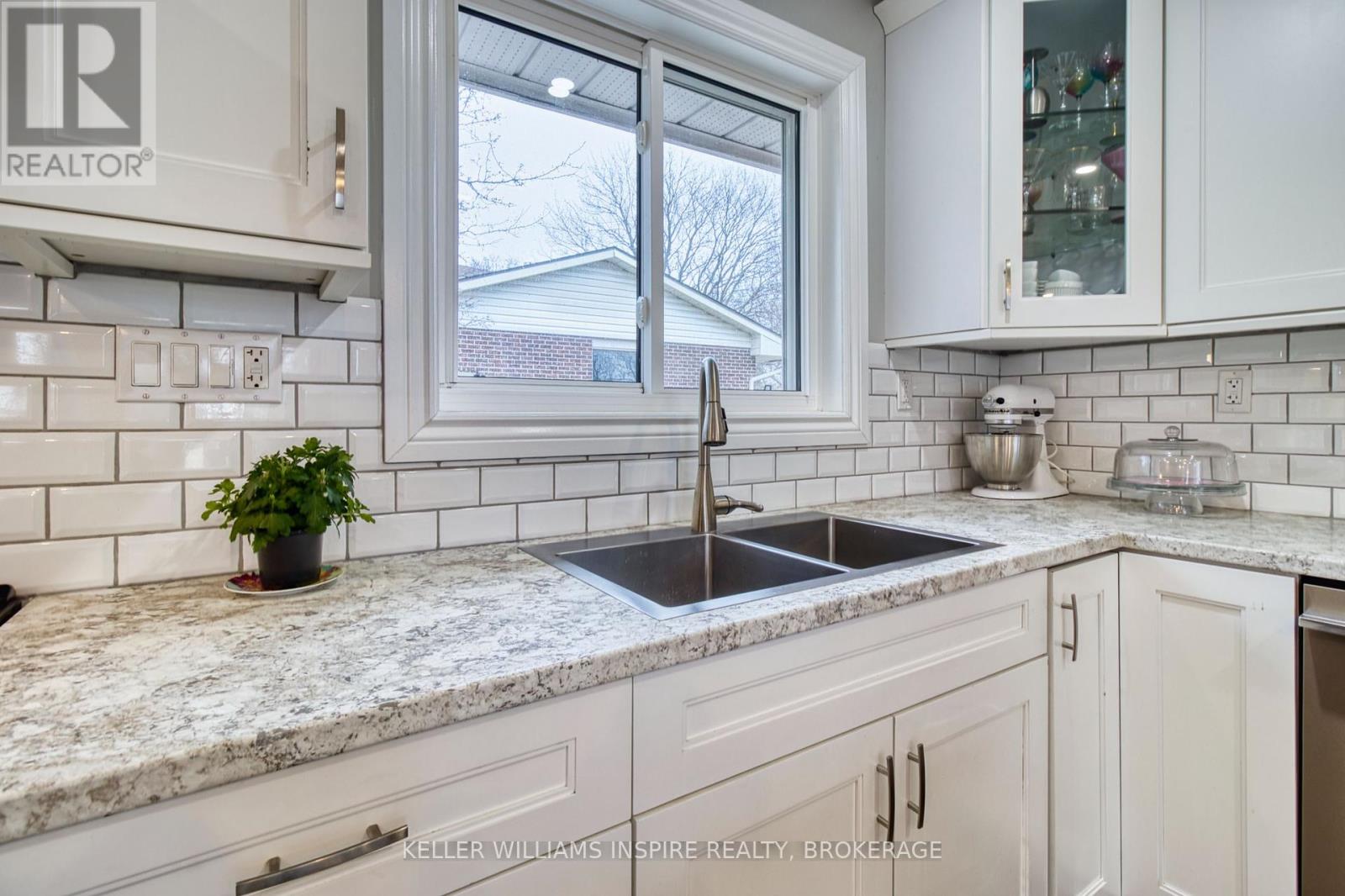 910 Auden Park Drive E, Kingston, Ontario  K7M 5S1 - Photo 13 - X12131011