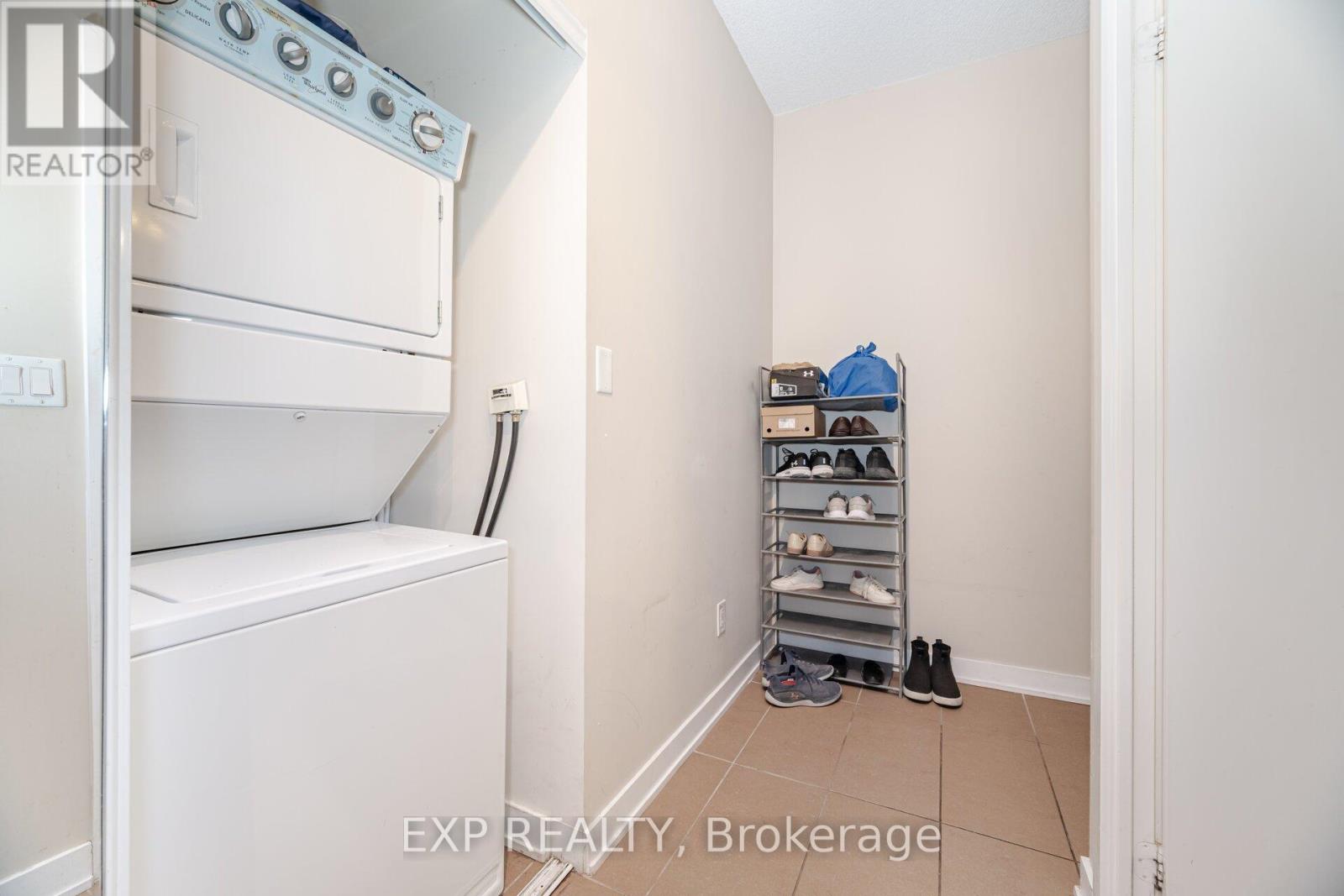 4209 - 4070 Confederation Parkway, Mississauga, Ontario  L5B 0E9 - Photo 16 - W12062480