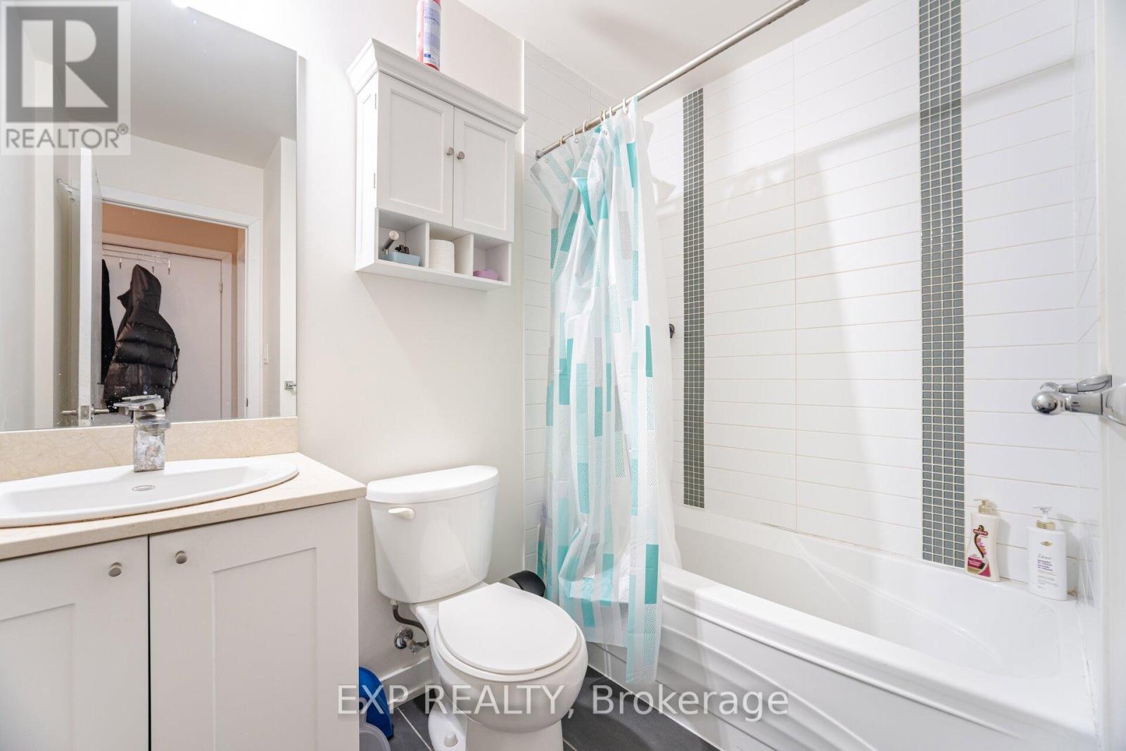 4209 - 4070 Confederation Parkway, Mississauga, Ontario  L5B 0E9 - Photo 9 - W12062480