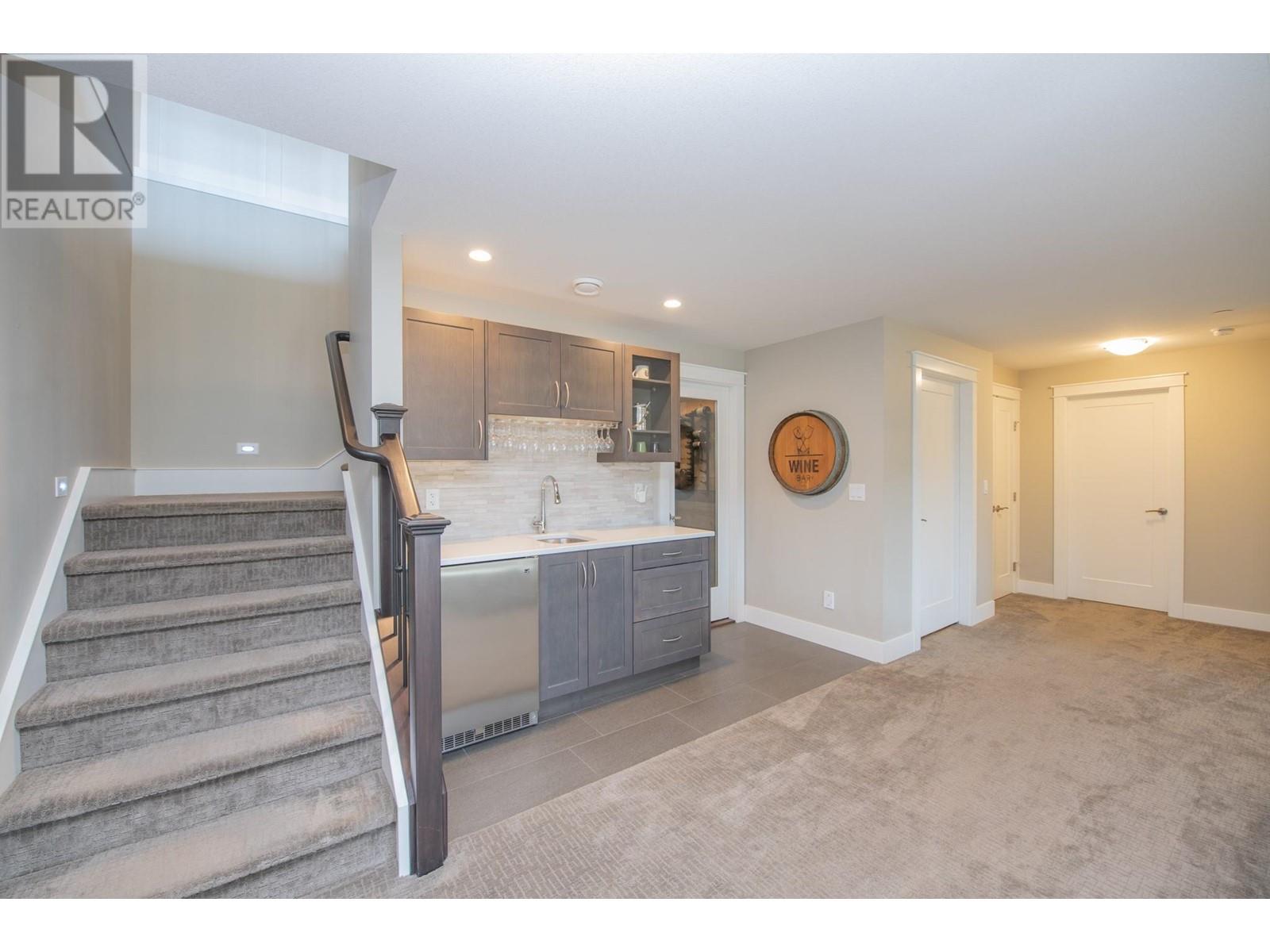 Property at 433 Longspoon Place image 3