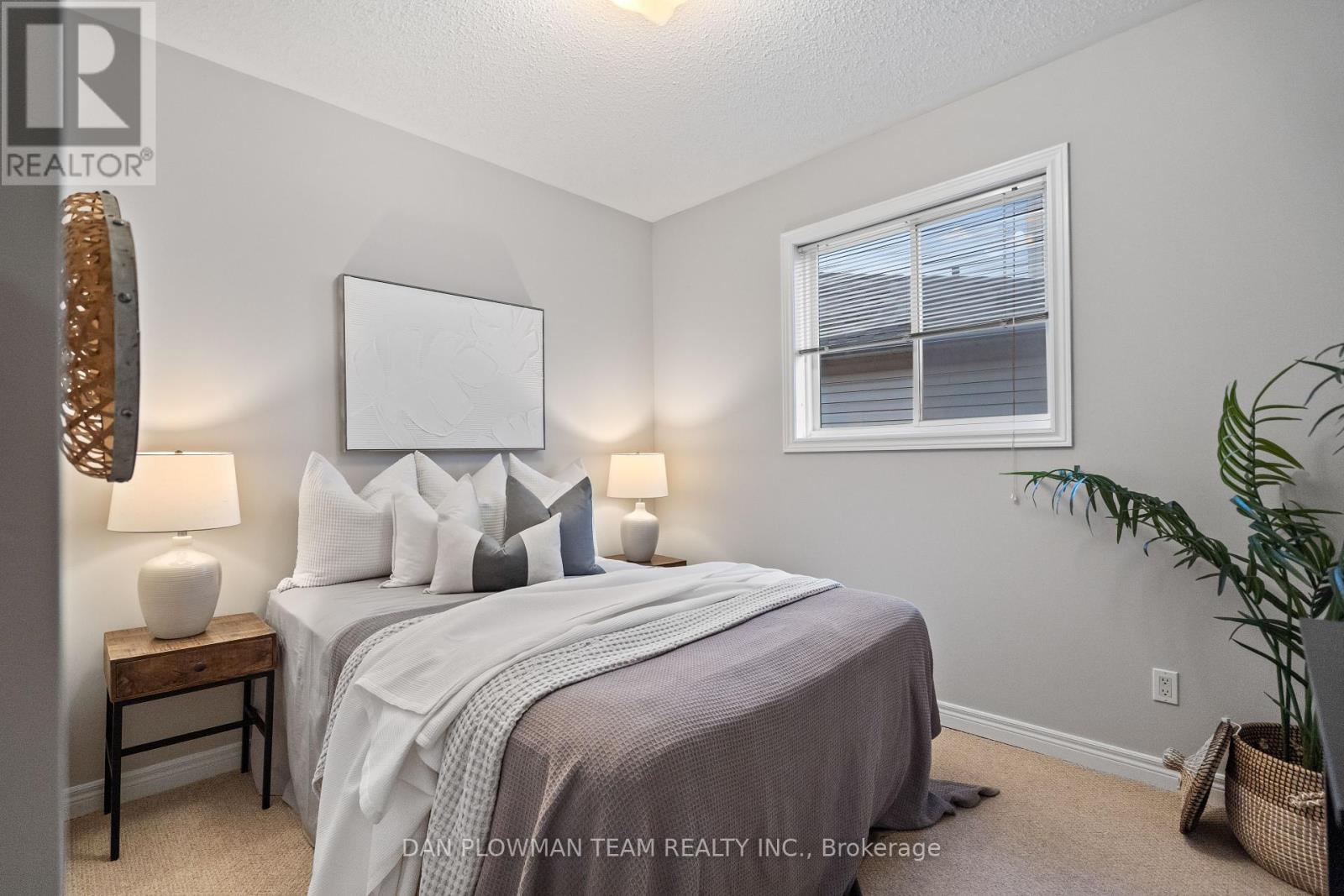 57 Ault Crescent, Whitby, Ontario  L1M 2G7 - Photo 20 - E12089589