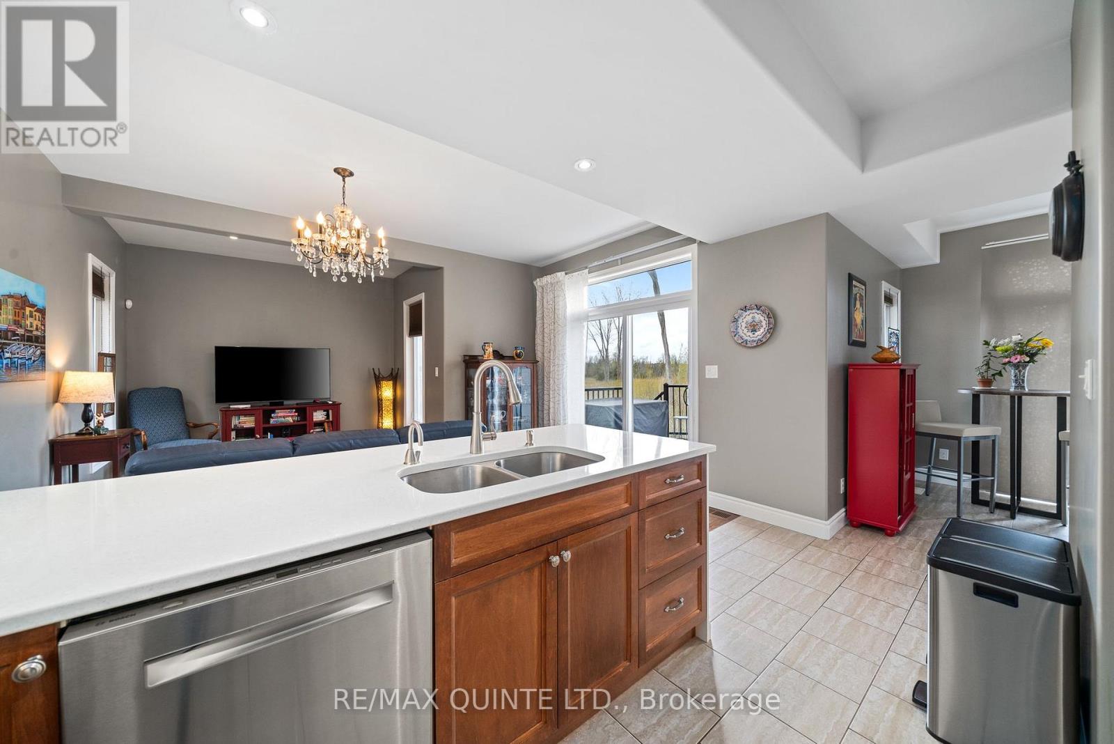 10 Meagher Place, Belleville, Ontario  K8P 0C1 - Photo 19 - X12130865