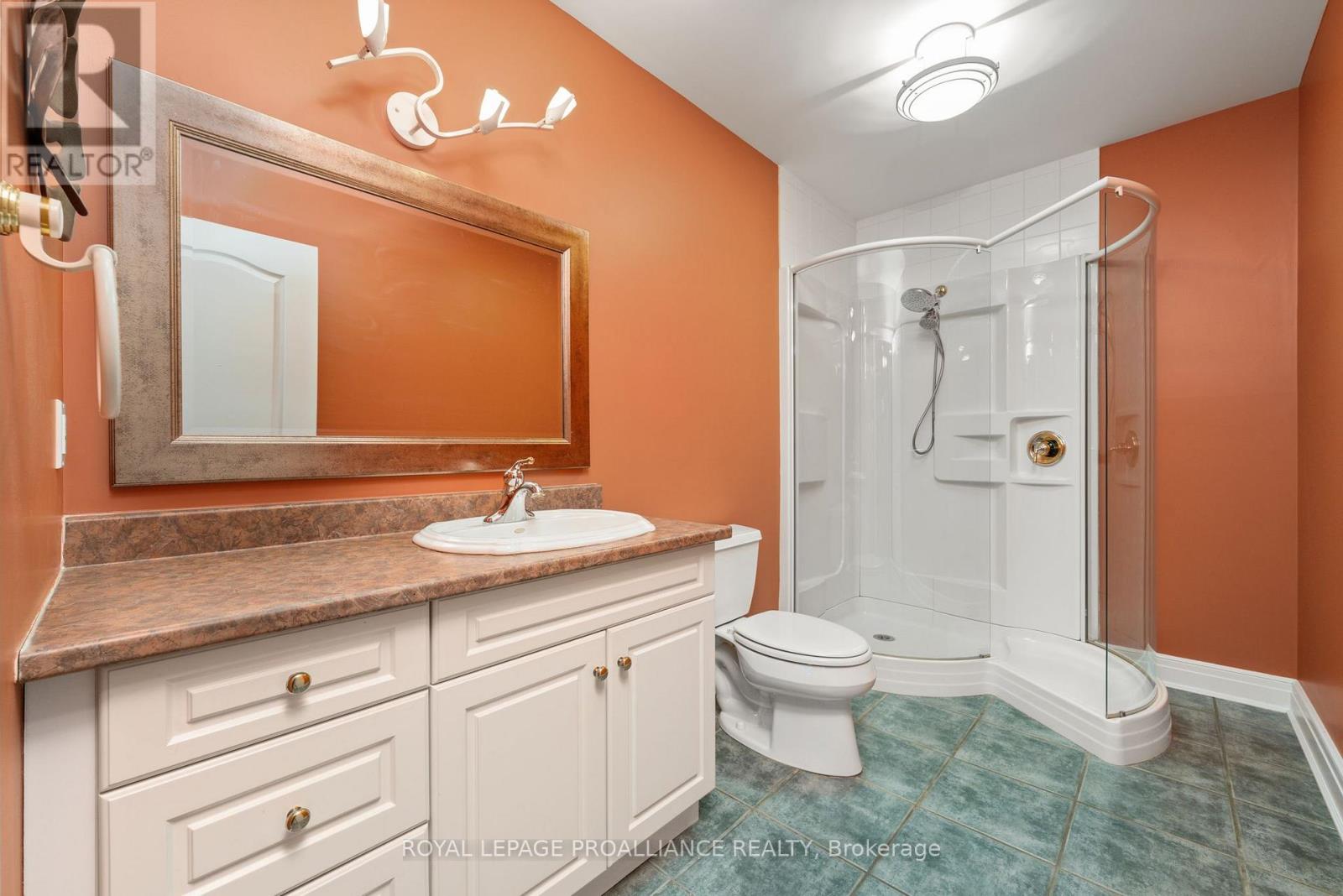 71 Oak Ridge Boulevard, Belleville, Ontario  K8N 5W3 - Photo 39 - X12130870