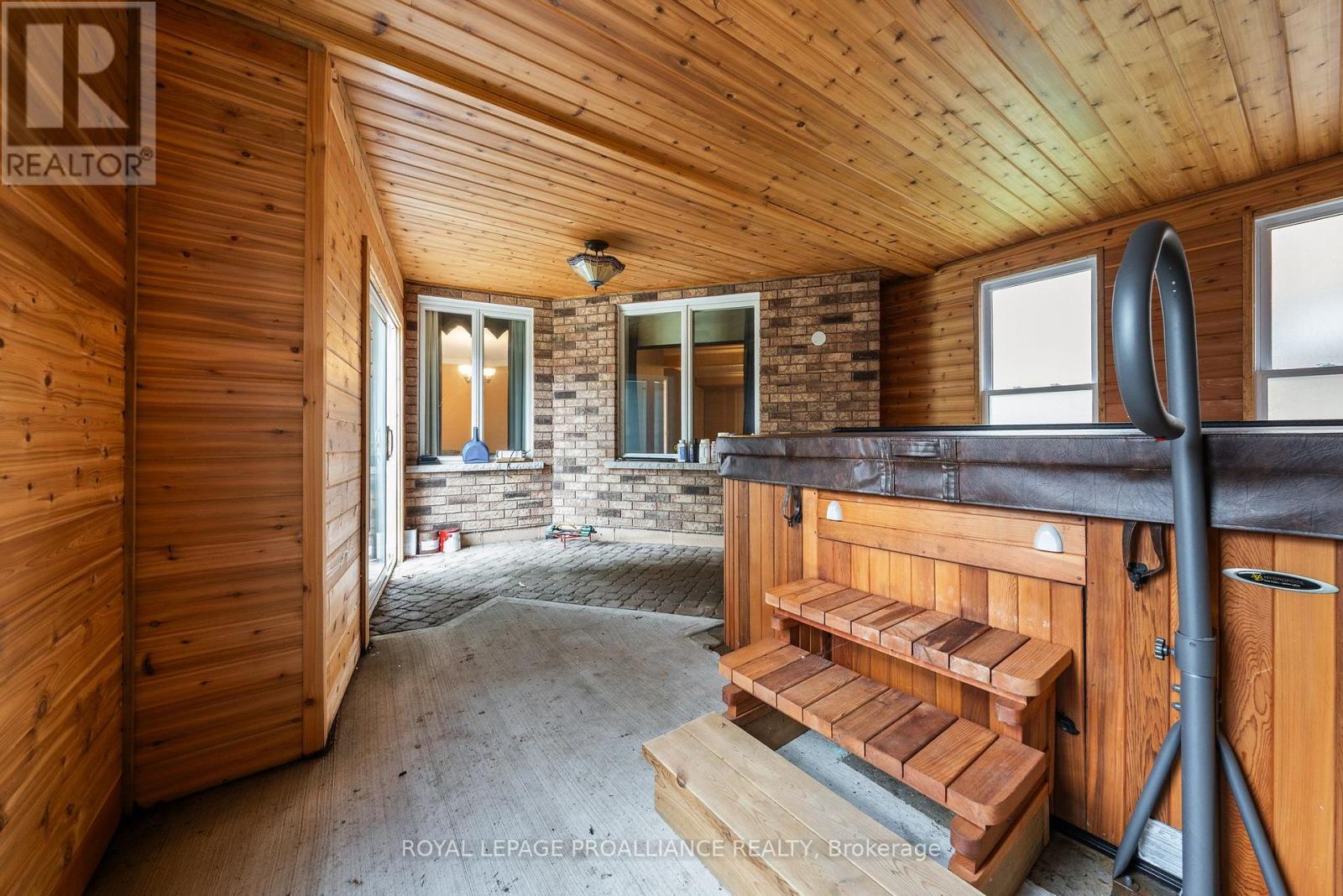 71 Oak Ridge Boulevard, Belleville, Ontario  K8N 5W3 - Photo 43 - X12130870