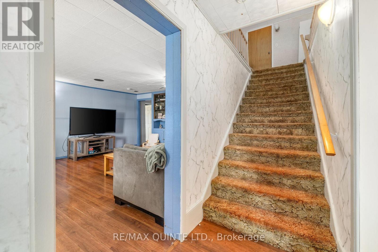 2 Baitleys Road, Prince Edward County (Hillier), Ontario  K0K 3L0 - Photo 10 - X12130969