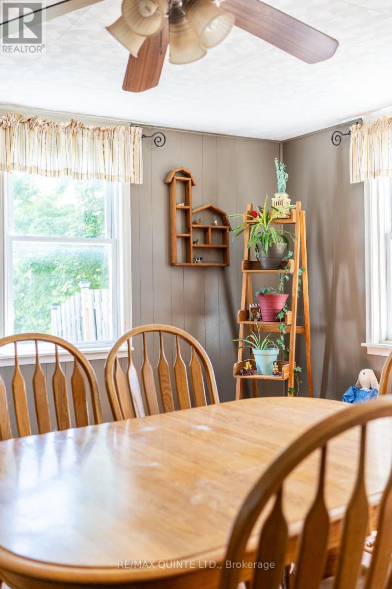 2 Baitleys Road, Prince Edward County (Hillier), Ontario  K0K 3L0 - Photo 16 - X12130969