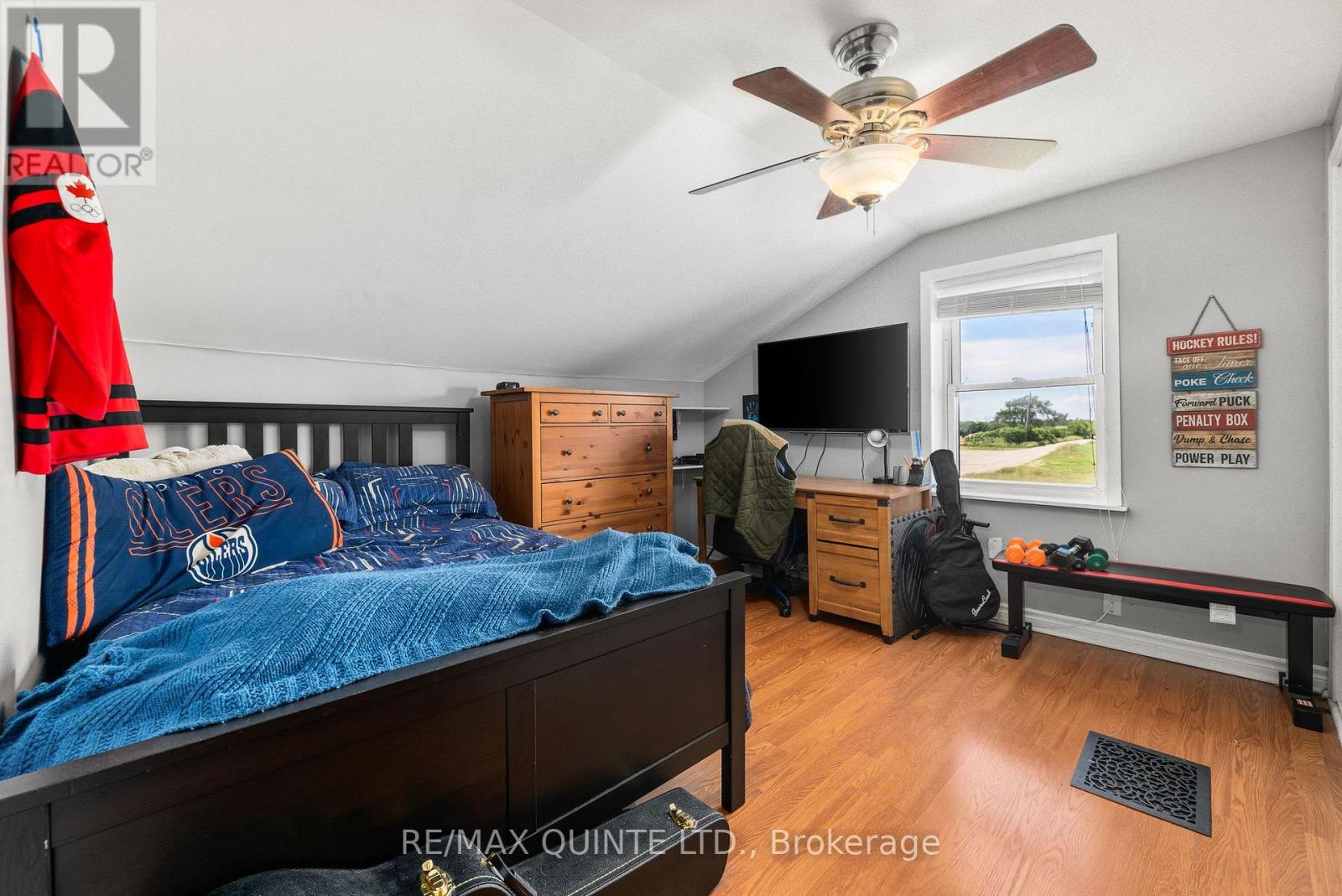 2 Baitleys Road, Prince Edward County (Hillier), Ontario  K0K 3L0 - Photo 38 - X12130969