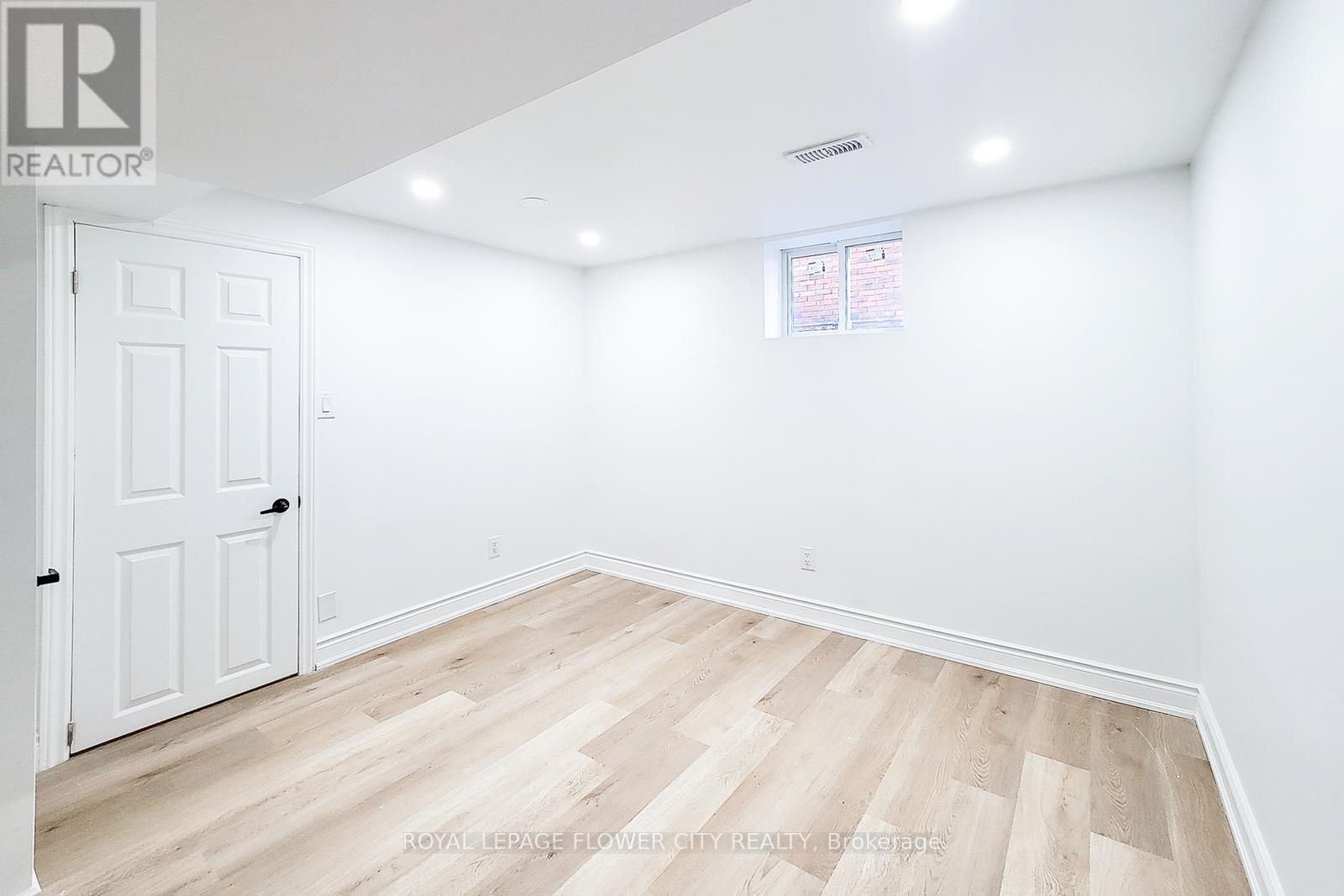 56 Moxley Drive, Hamilton, Ontario  L8T 3Y7 - Photo 31 - X12102687