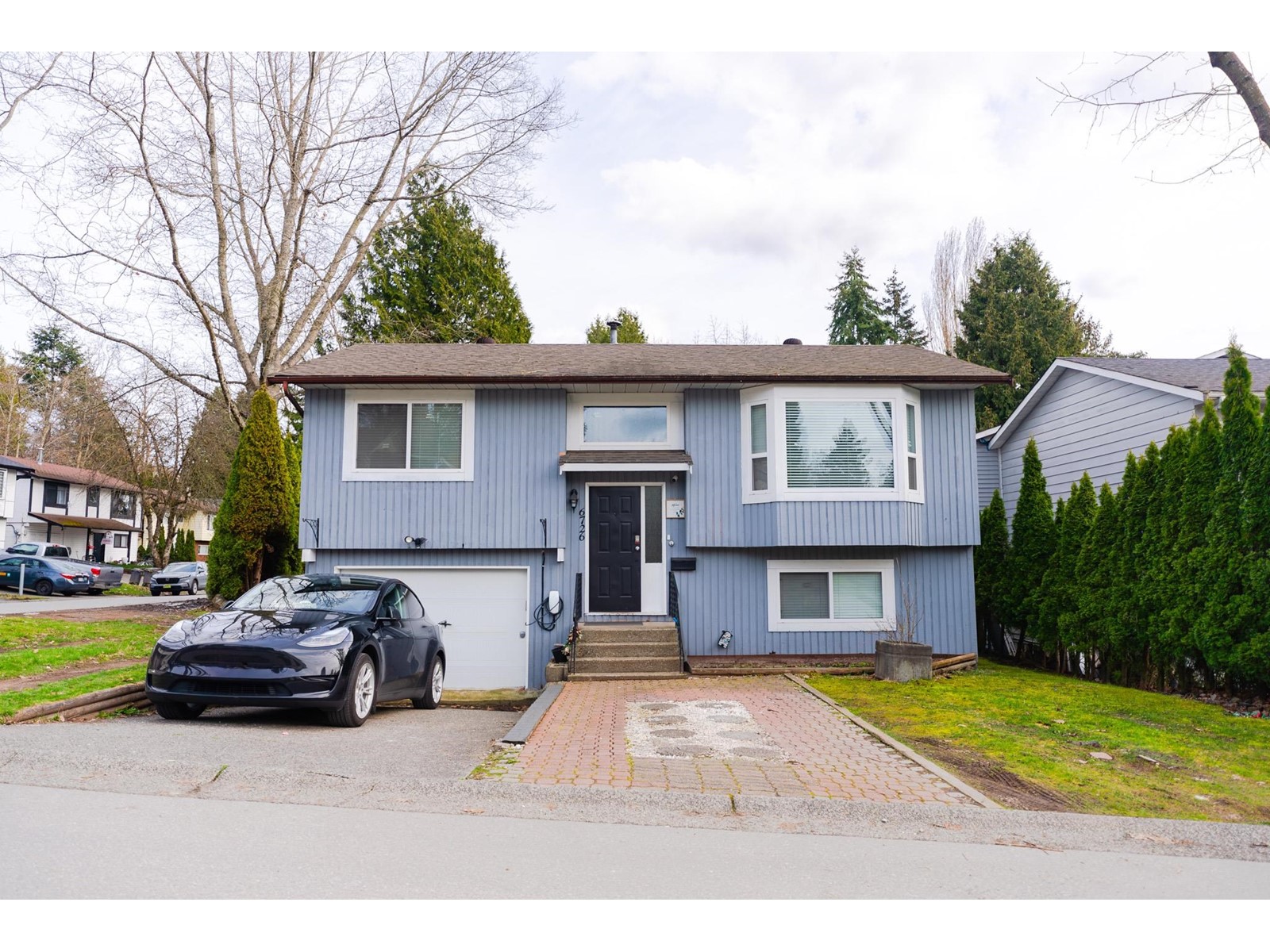 Property at 6726 140A STREET image 1