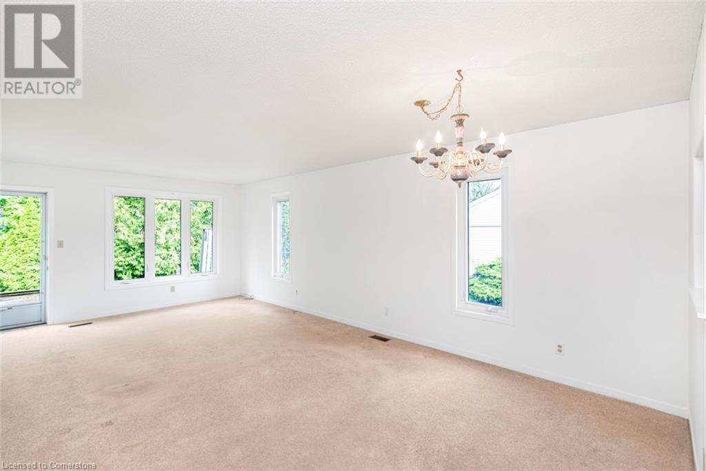 4 Rossmore Avenue Unit# 9, Grimsby, Ontario  L3M 3E3 - Photo 9 - 40725288