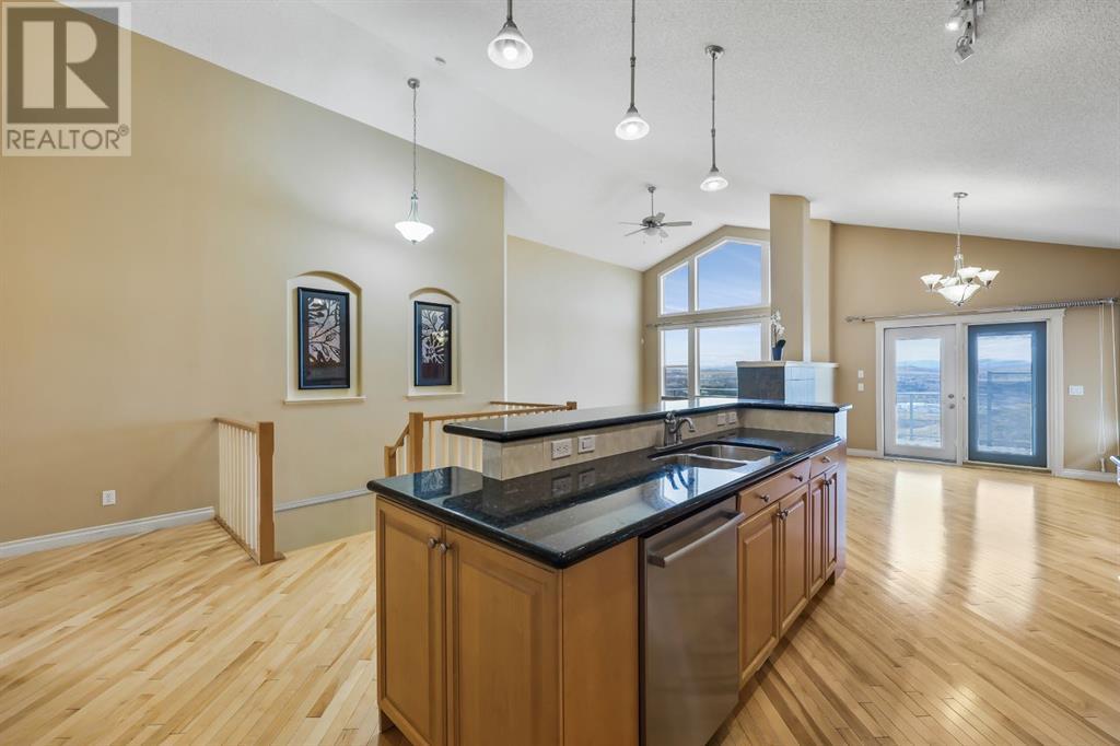 170 Gleneagles View, Cochrane, Alberta  T4C 1W2 - Photo 7 - A2209365