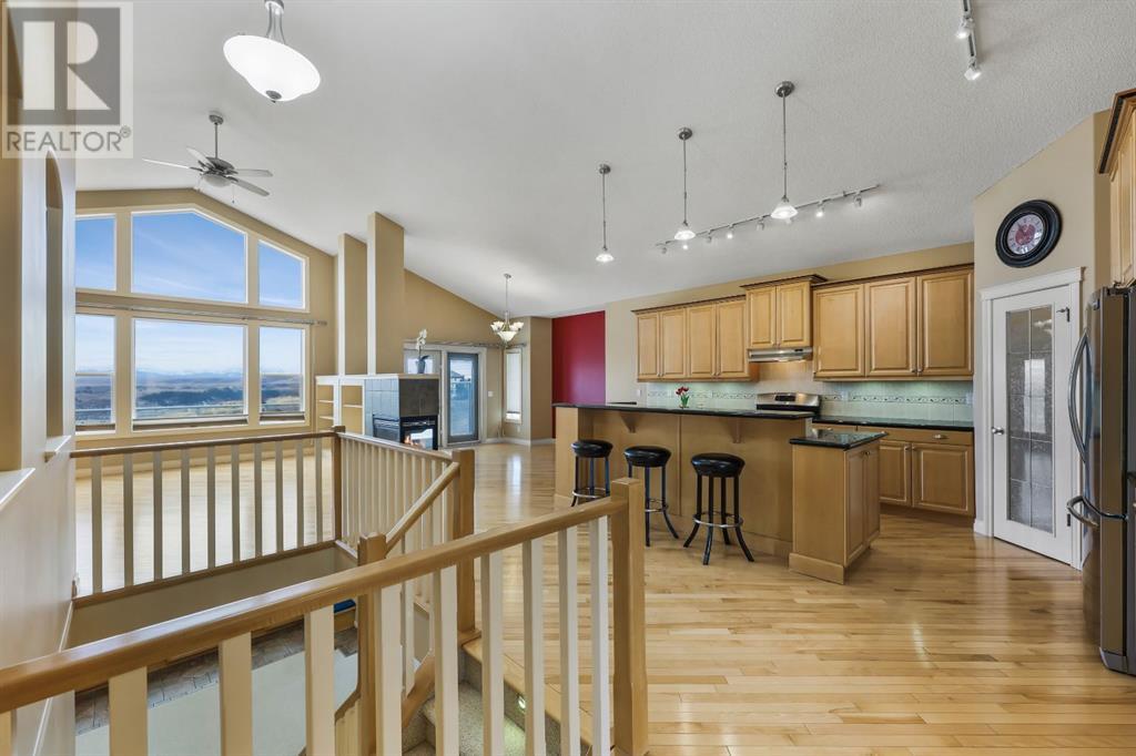 170 Gleneagles View, Cochrane, Alberta  T4C 1W2 - Photo 4 - A2209365