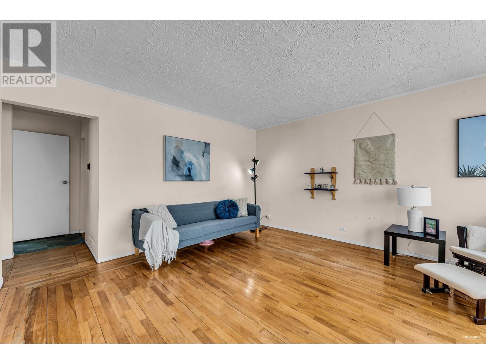 4772 Inverness Street, Vancouver, British Columbia  V5V 4X6 - Photo 6 - R2993251