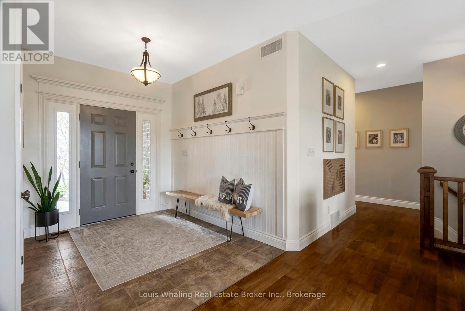 Property at 107 12TH AVENUE image 3