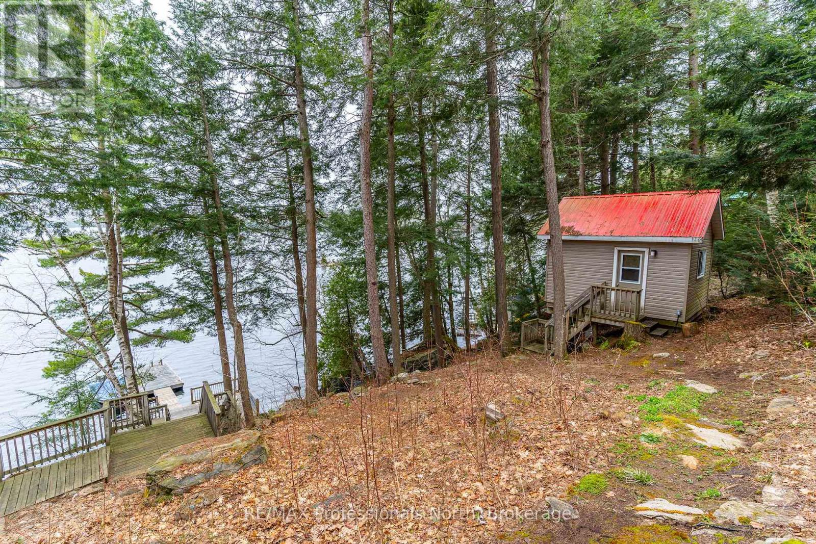 5997 Kennisis Lake Road, Dysart Et Al, Ontario  K0M 1S0 - Photo 40 - X12130981