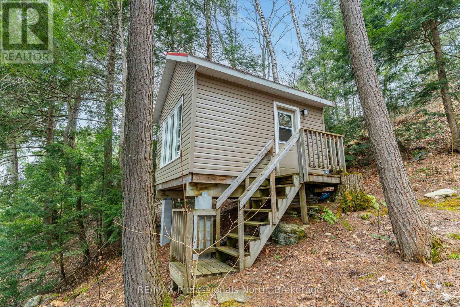 5997 Kennisis Lake Road, Dysart Et Al, Ontario  K0M 1S0 - Photo 41 - X12130981