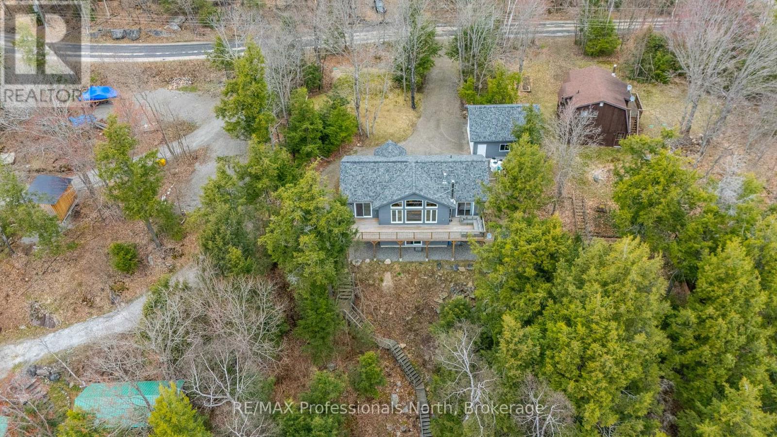 5997 Kennisis Lake Road, Dysart Et Al, Ontario  K0M 1S0 - Photo 49 - X12130981