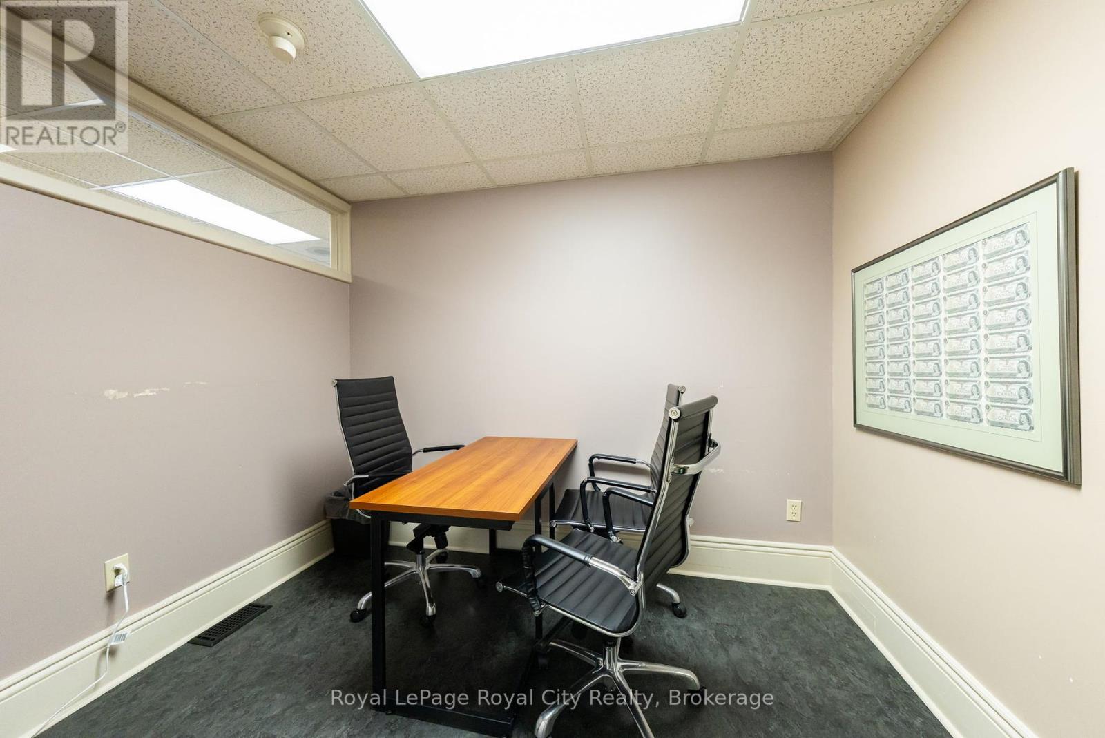 457 Woolwich Street, Guelph, Ontario  N1H 3X6 - Photo 10 - X12131016