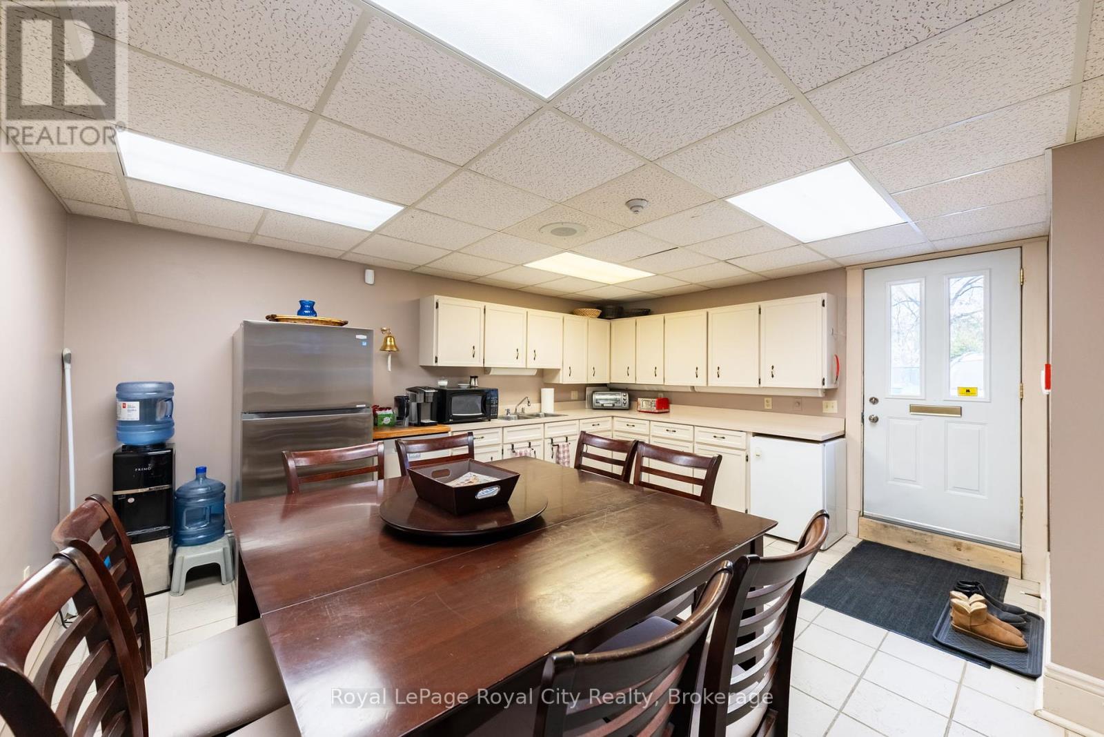 457 Woolwich Street, Guelph, Ontario  N1H 3X6 - Photo 12 - X12131016