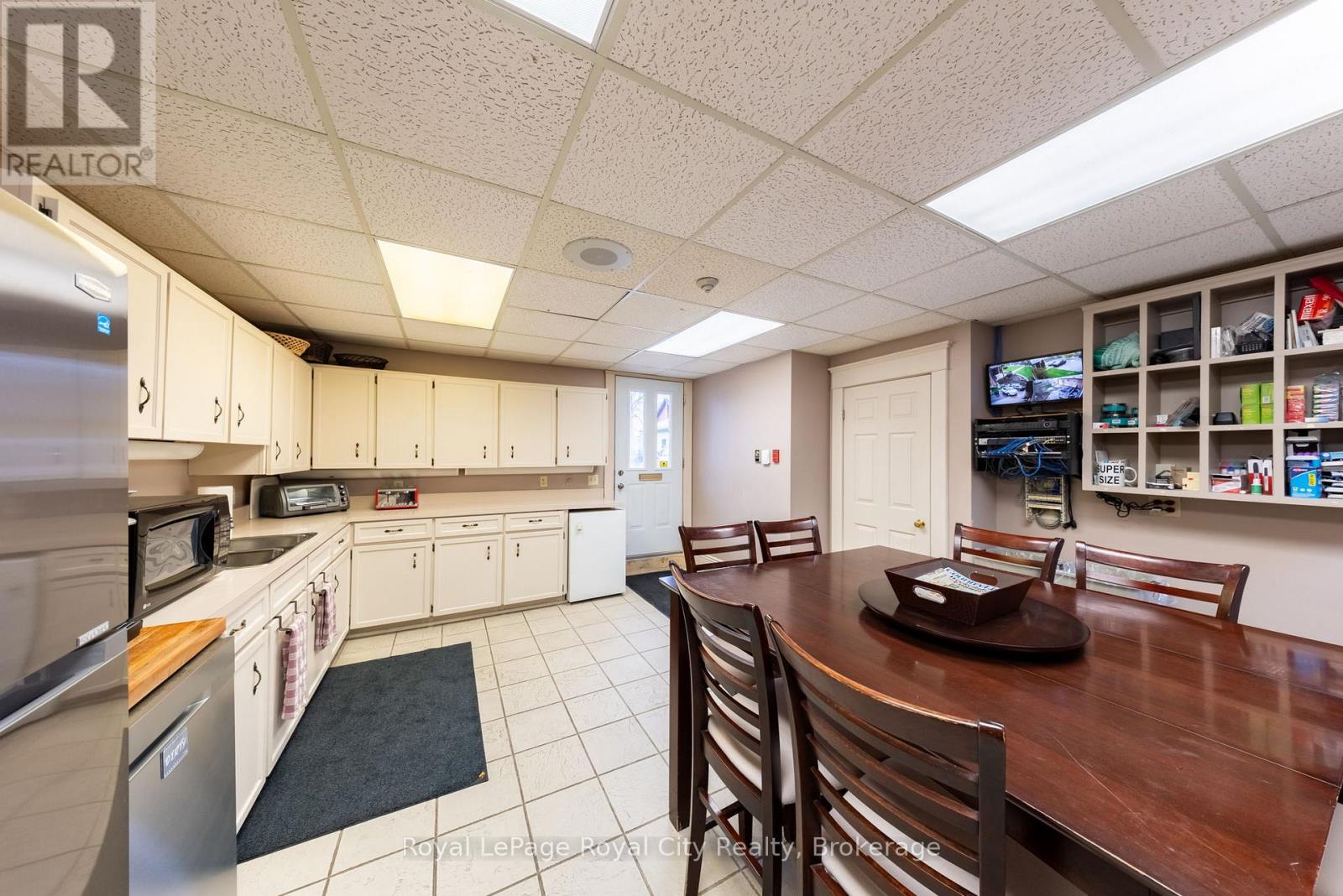 457 Woolwich Street, Guelph, Ontario  N1H 3X6 - Photo 13 - X12131016